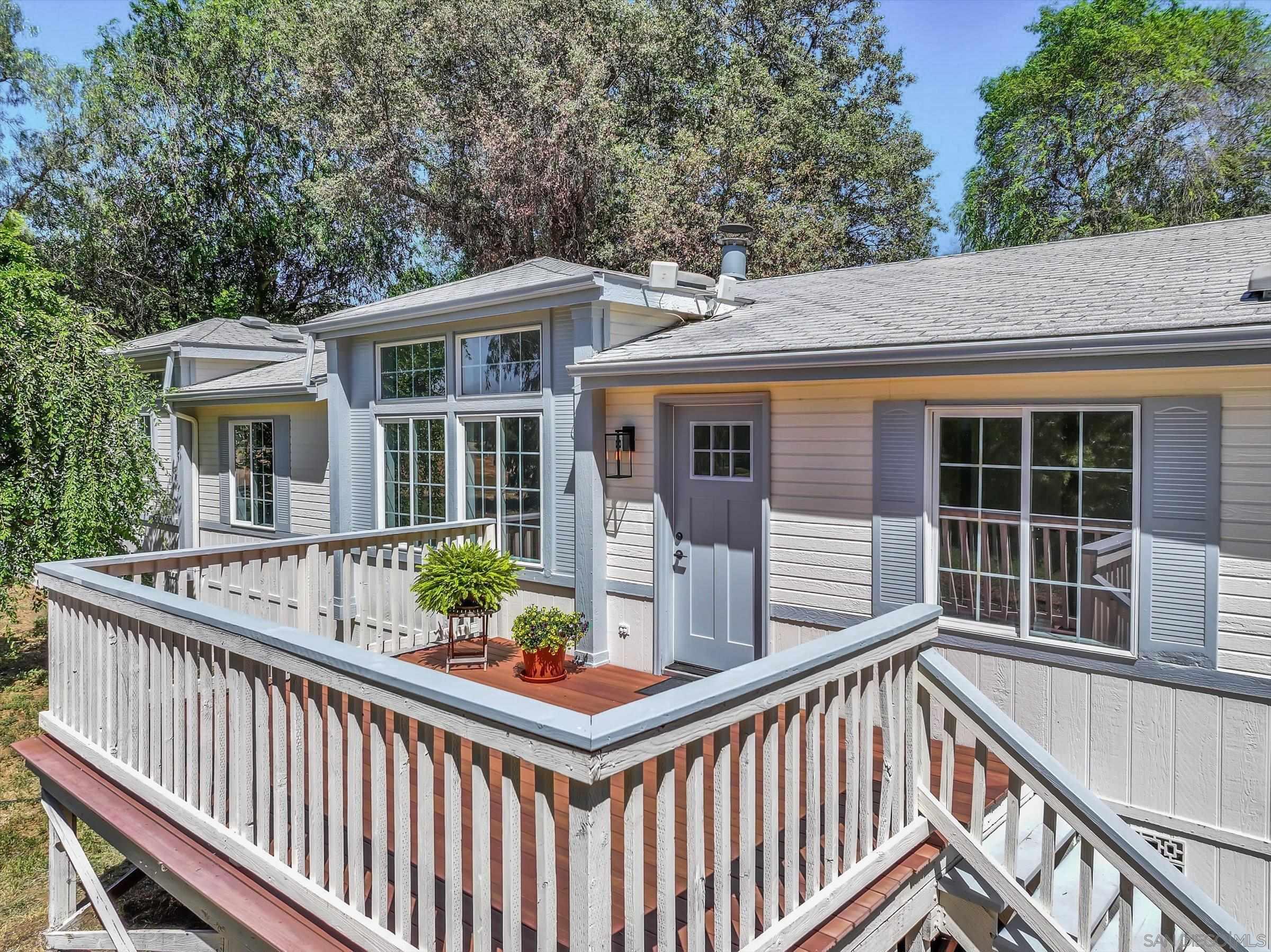 Front Image Thumbnail for SD260007311