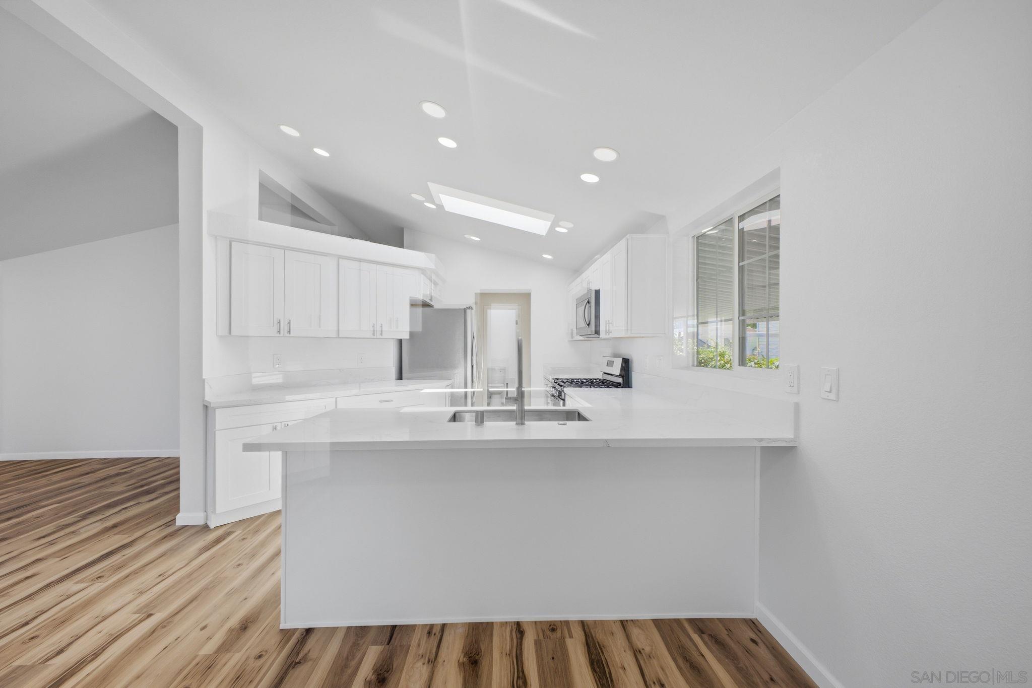 Detail Gallery Image 12 of 53 For 2550 E Valley Pkwy  #77,  Escondido,  CA 92027 - 3 Beds | 2 Baths