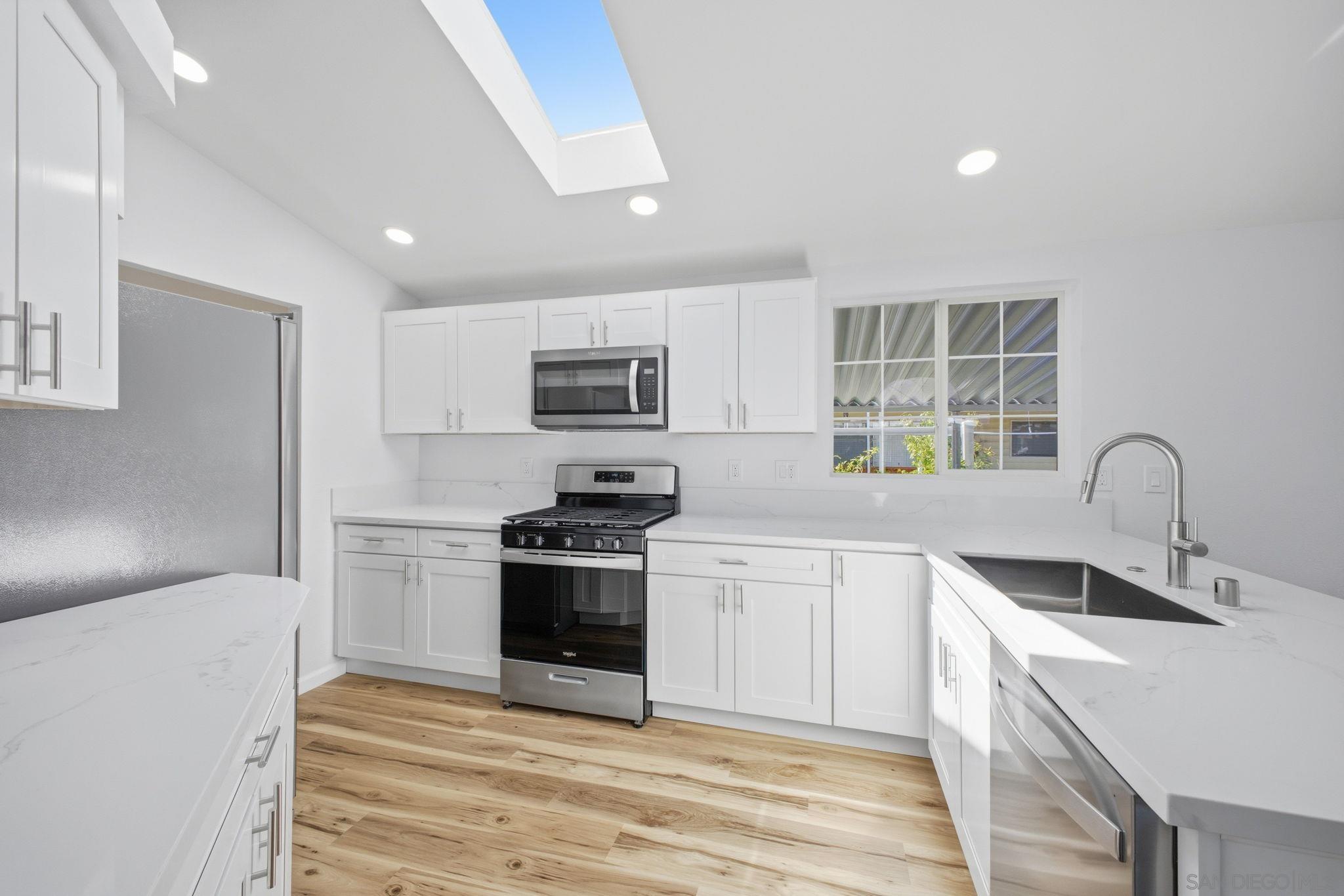 Detail Gallery Image 15 of 53 For 2550 E Valley Pkwy  #77,  Escondido,  CA 92027 - 3 Beds | 2 Baths