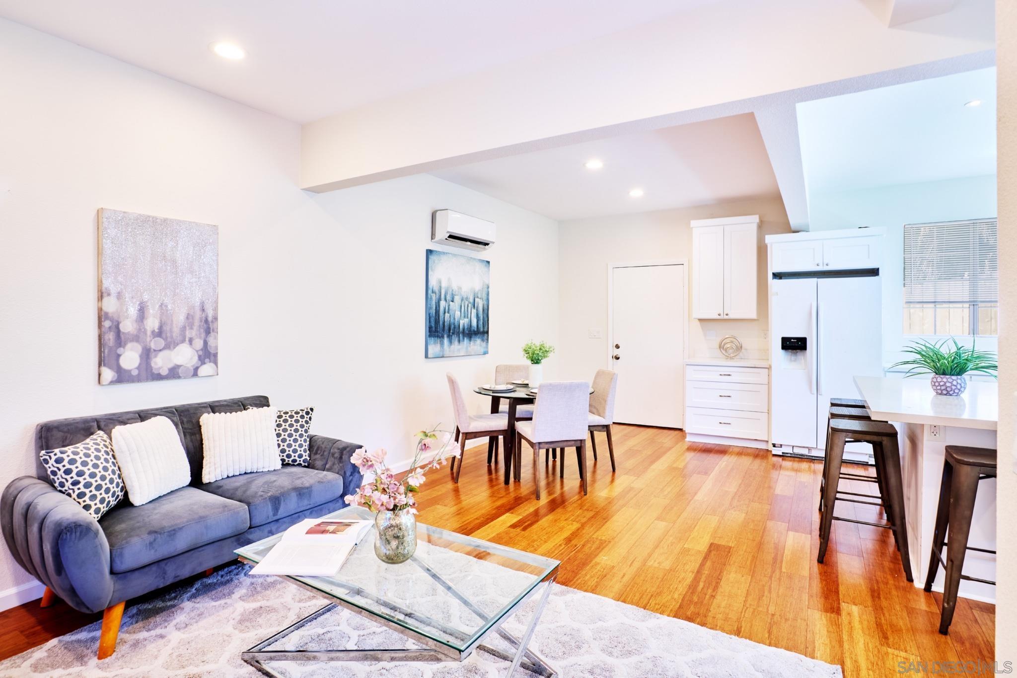 Detail Gallery Image 9 of 20 For 3043-45  Helix Street, Spring Valley,  CA 91977 - 4 Beds | 3 Baths