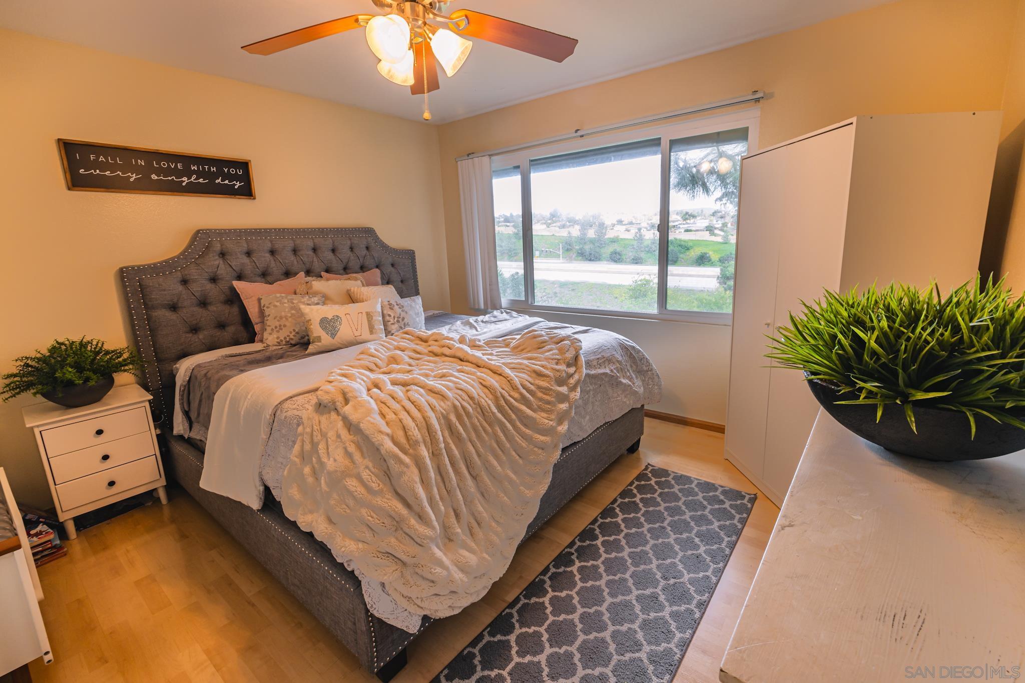 Detail Gallery Image 3 of 16 For 1691  Melrose Ave H, Chula Vista,  CA 91911 - 2 Beds | 2 Baths
