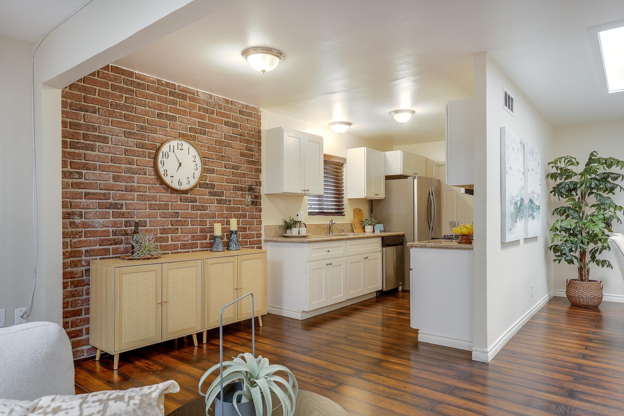 Detail Gallery Image 2 of 47 For 1600  Malta Ave, Chula Vista,  CA 91911 - 4 Beds | 2 Baths