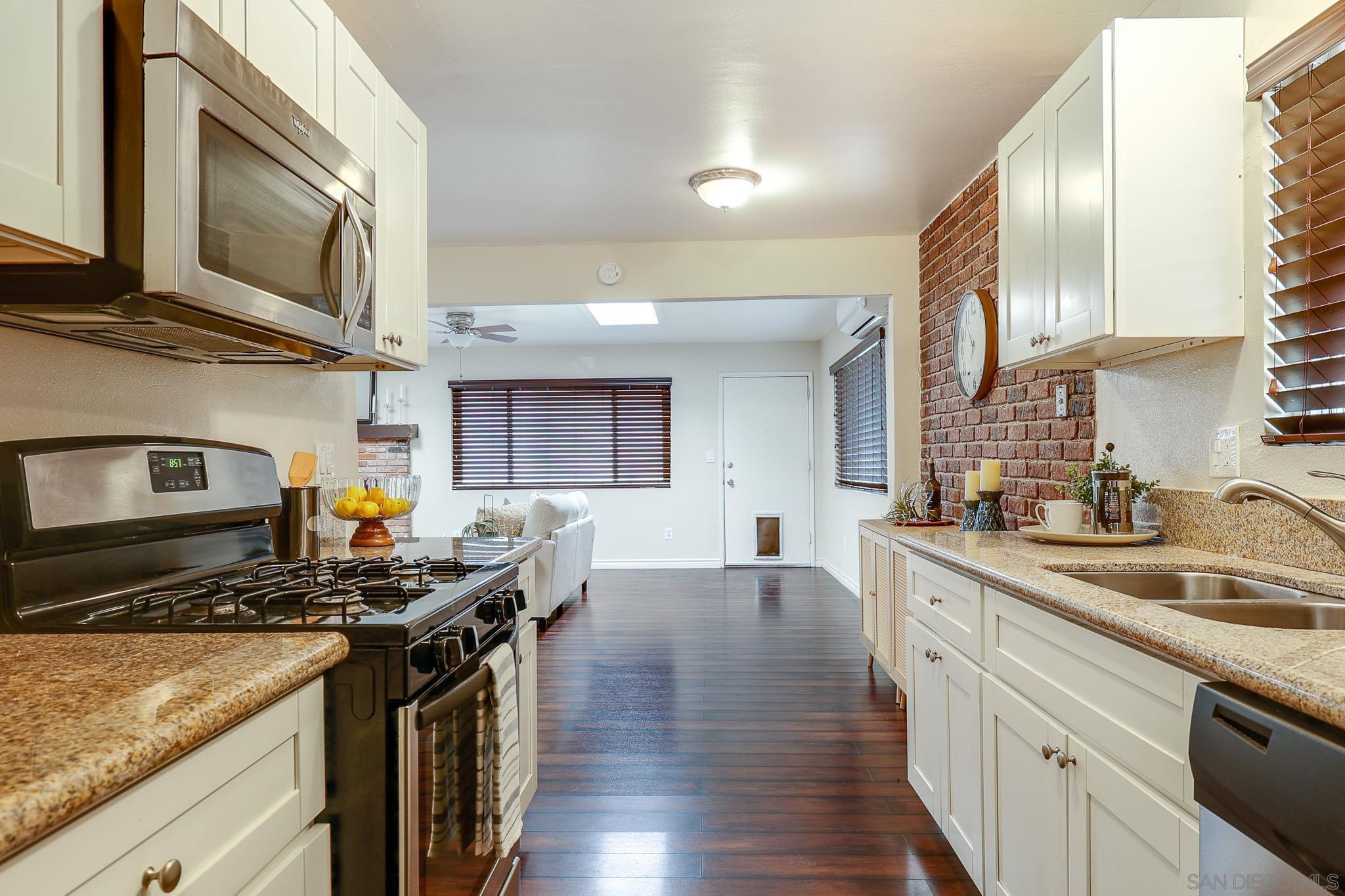 Detail Gallery Image 14 of 47 For 1600  Malta Ave, Chula Vista,  CA 91911 - 4 Beds | 2 Baths