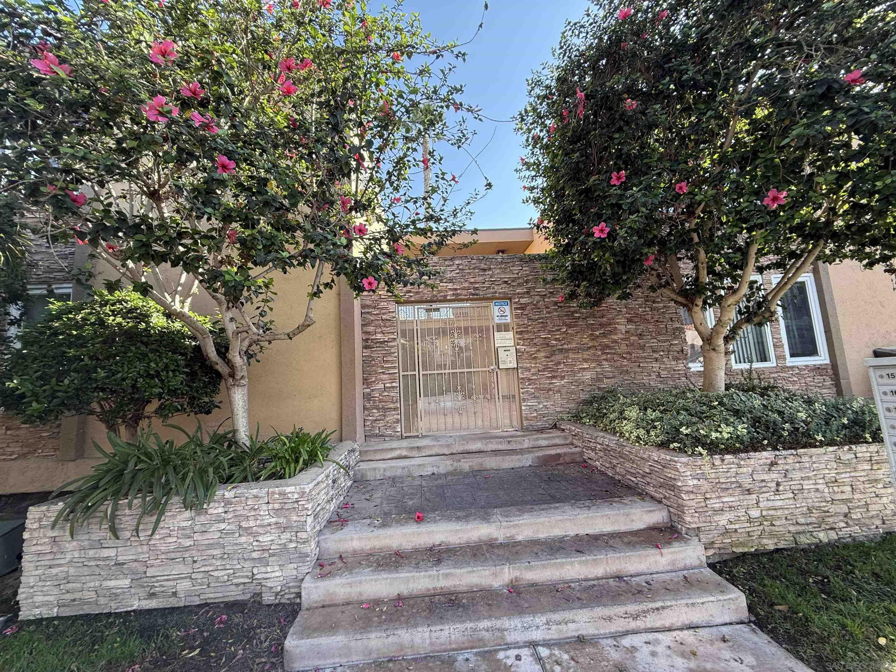 Detail Gallery Image 21 of 21 For 5511  Adelaide Ave  #21,  San Diego,  CA 92115 - 2 Beds | 1 Baths