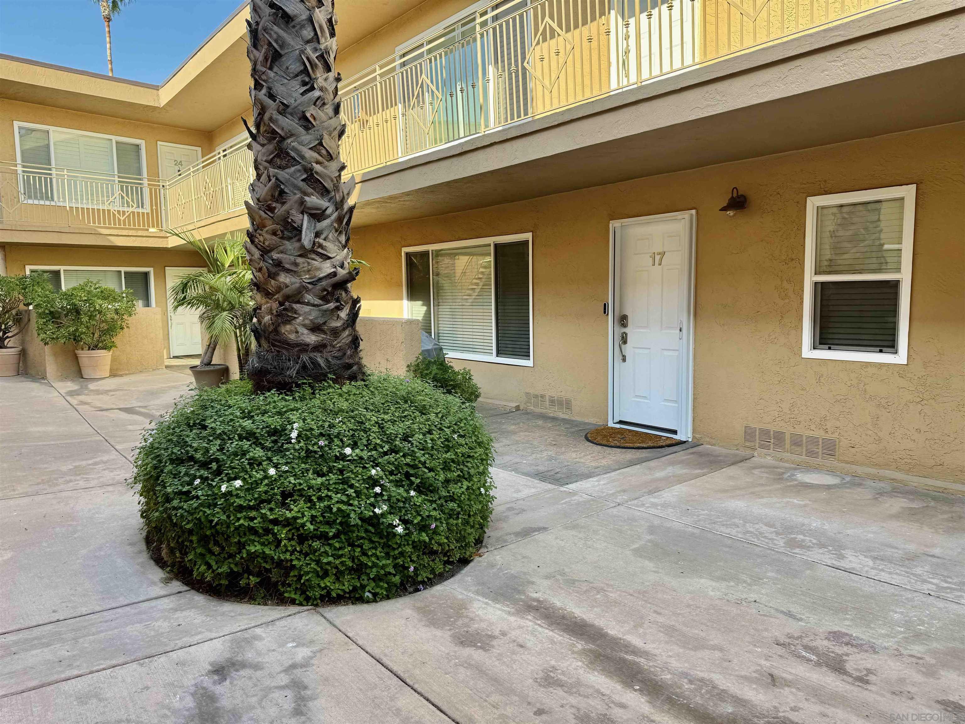 Detail Gallery Image 5 of 21 For 5511  Adelaide Ave  #21,  San Diego,  CA 92115 - 2 Beds | 1 Baths