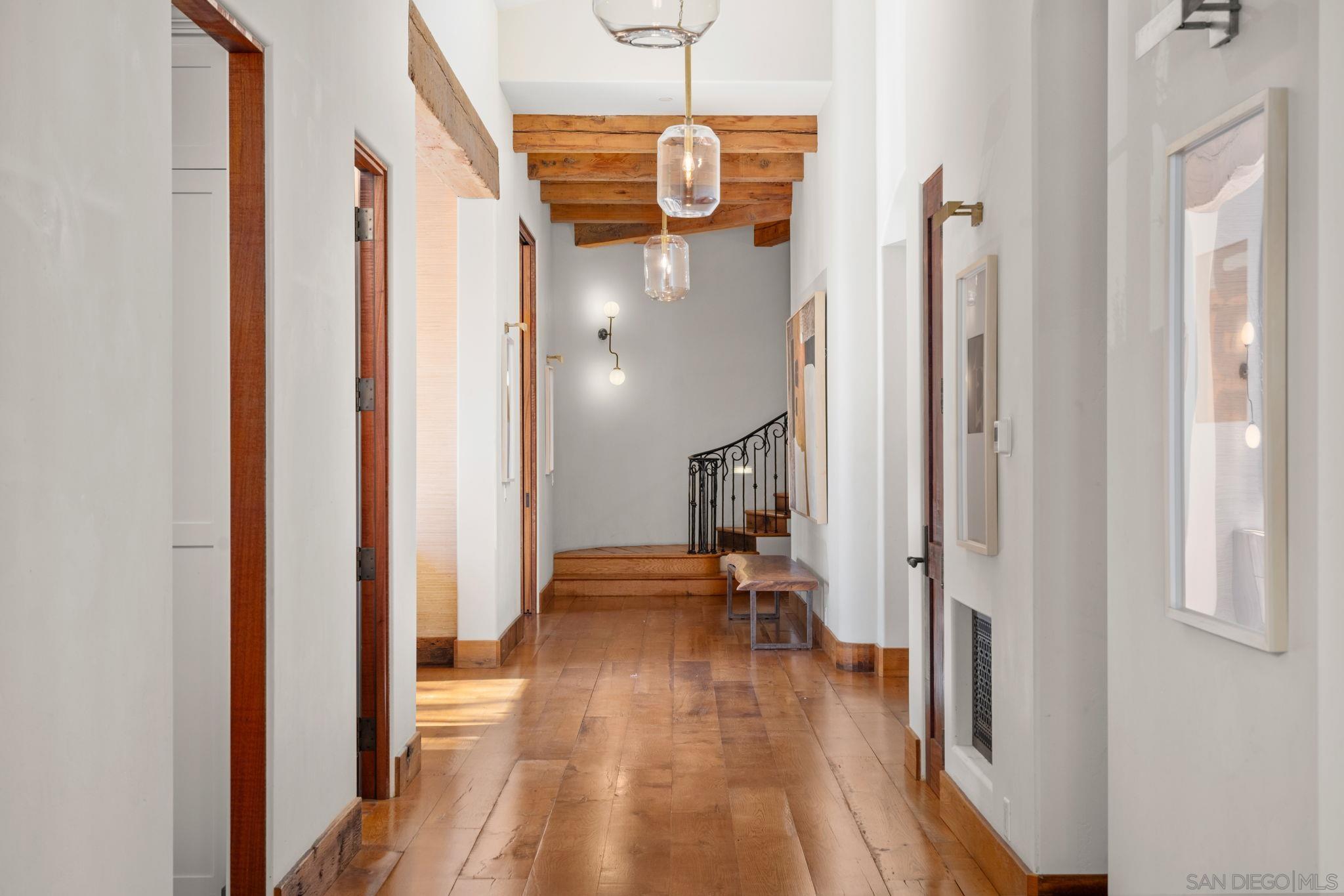 Detail Gallery Image 14 of 28 For 4505  La Noria, Rancho Santa Fe,  CA 92067 - 7 Beds | 7/1 Baths