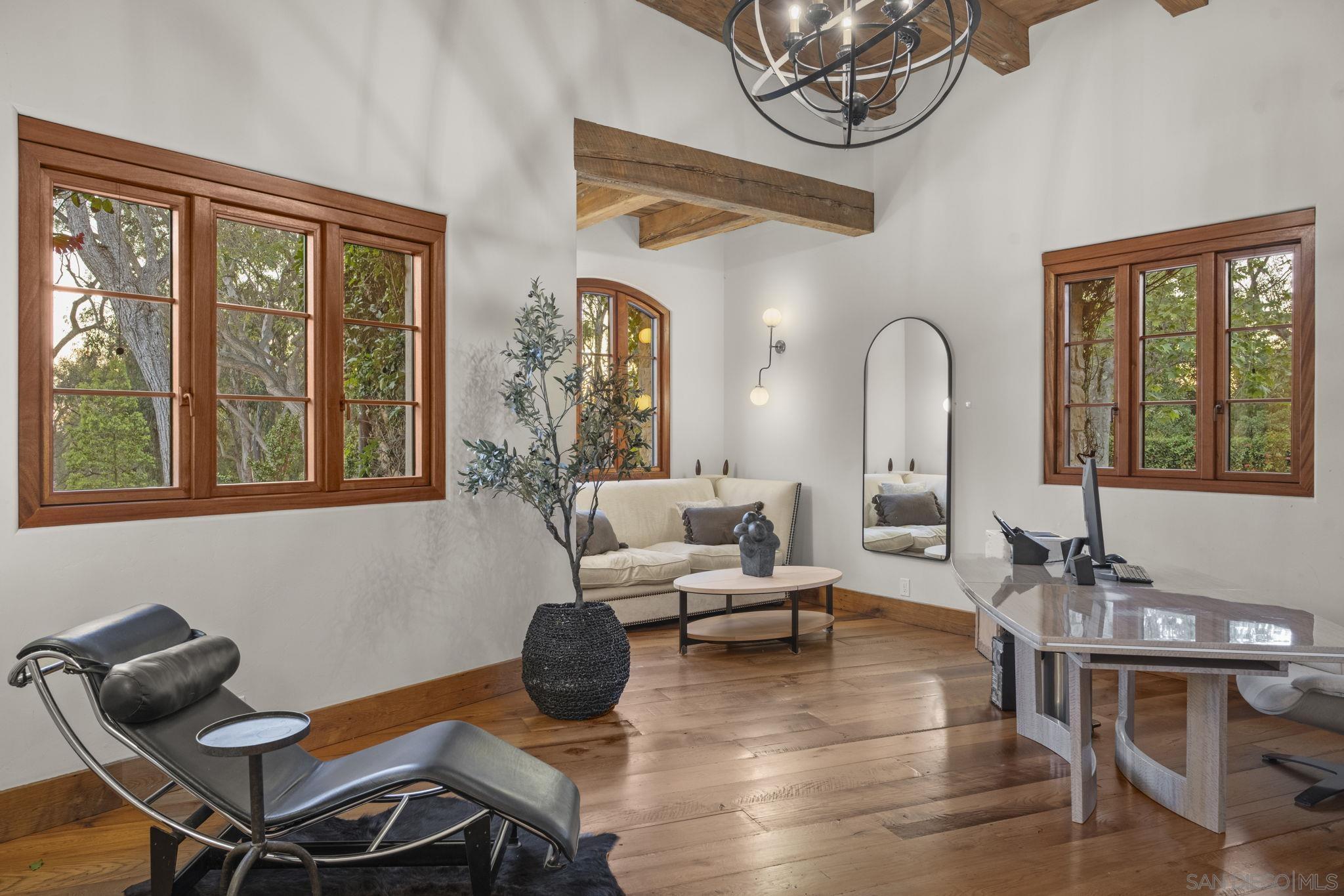 Detail Gallery Image 15 of 28 For 4505  La Noria, Rancho Santa Fe,  CA 92067 - 7 Beds | 7/1 Baths