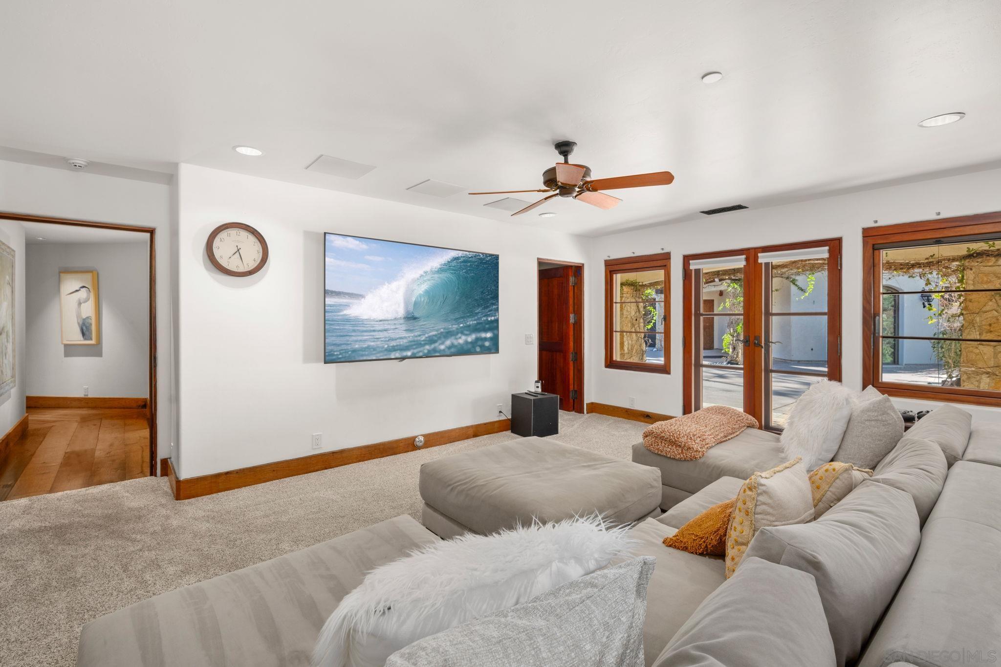 Detail Gallery Image 16 of 28 For 4505  La Noria, Rancho Santa Fe,  CA 92067 - 7 Beds | 7/1 Baths