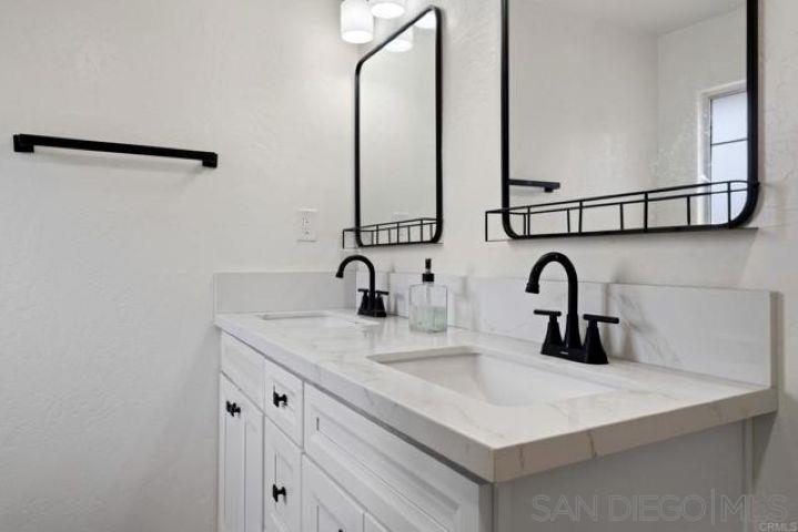 Detail Gallery Image 8 of 13 For 308  Maverick Place, Bonita,  CA 91902 - 5 Beds | 3/1 Baths