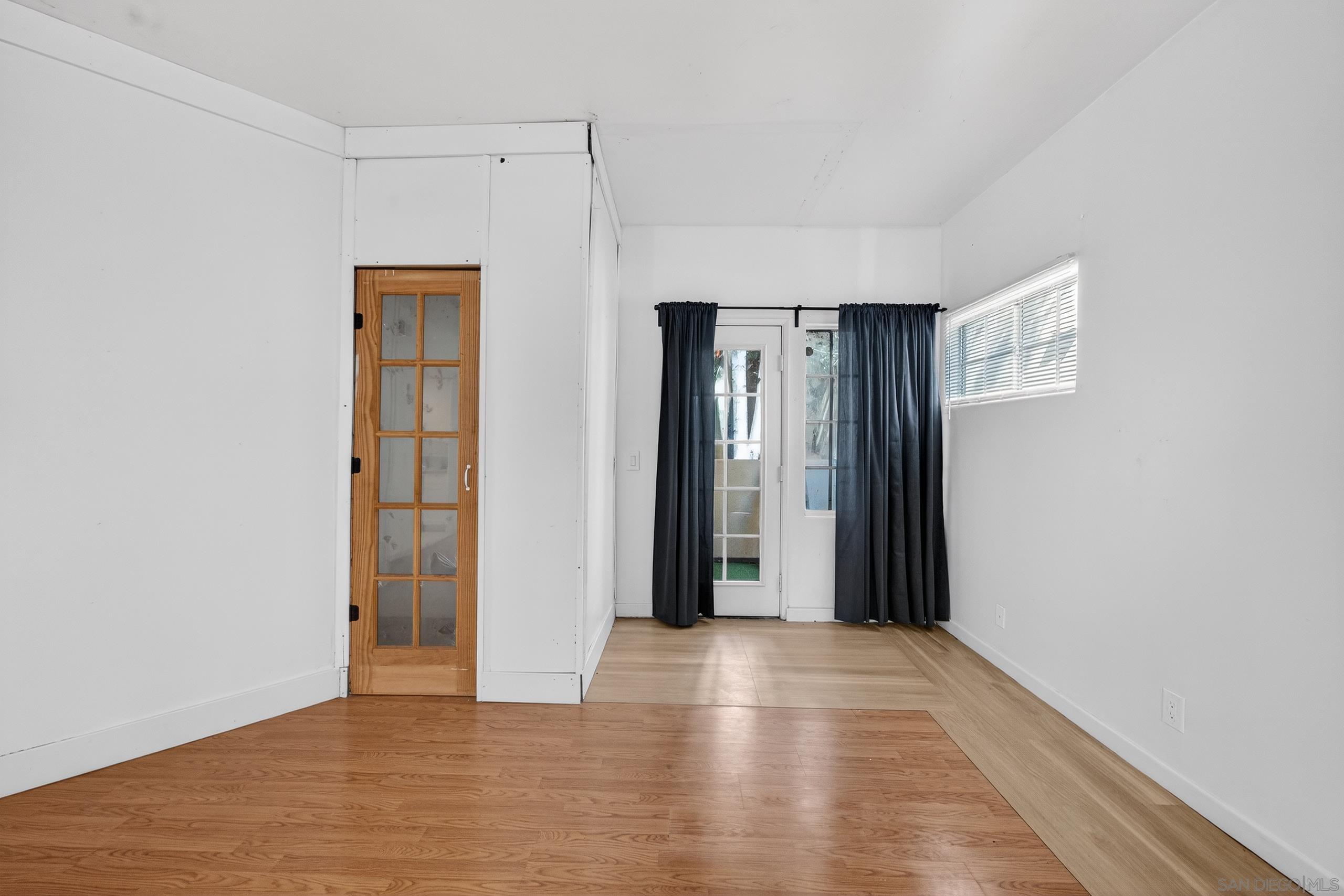 Detail Gallery Image 19 of 43 For 4930 W Point Loma Blvd, San Diego,  CA 92107 - – Beds | – Baths