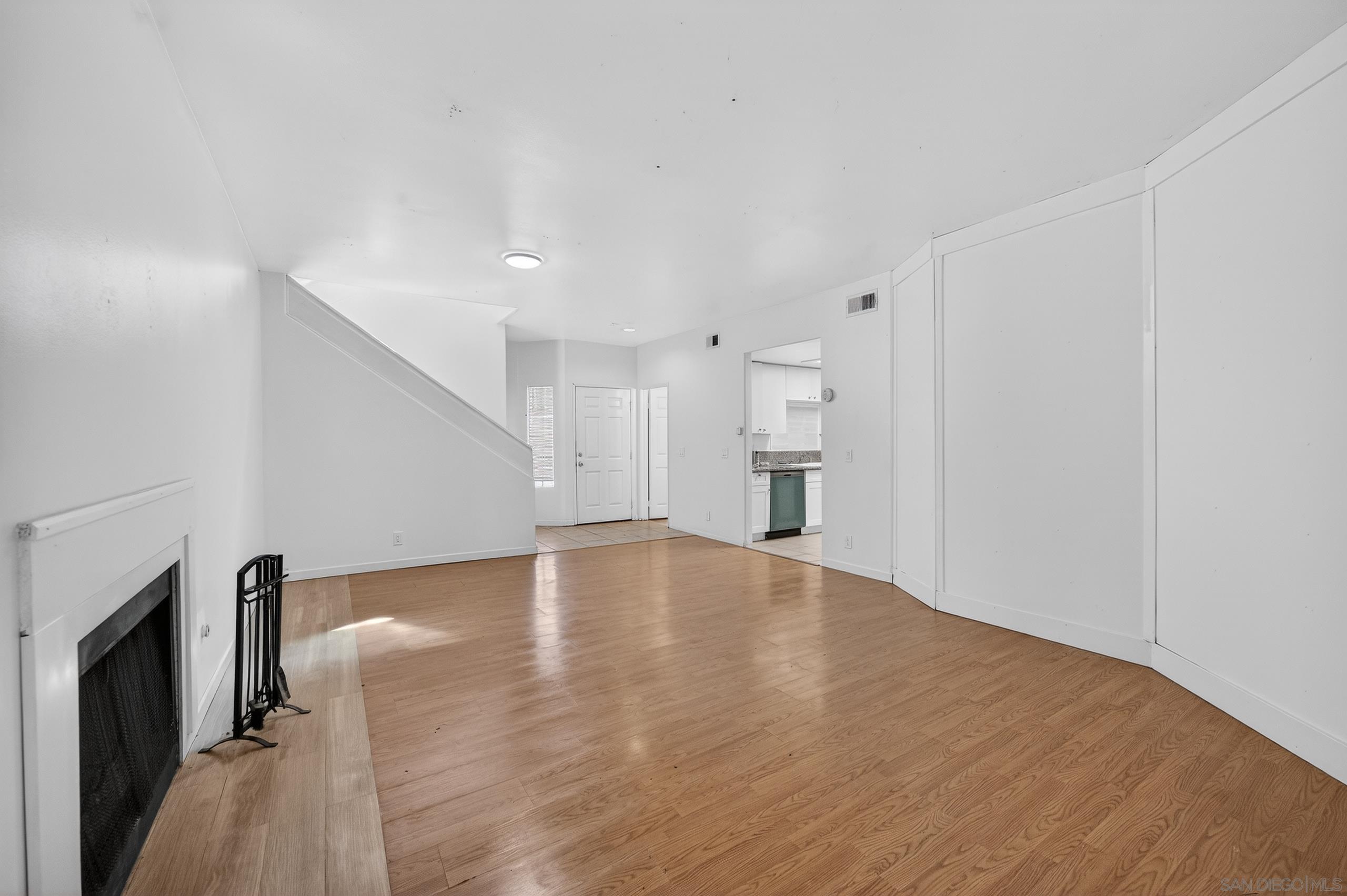 Detail Gallery Image 20 of 43 For 4930 W Point Loma Blvd, San Diego,  CA 92107 - – Beds | – Baths