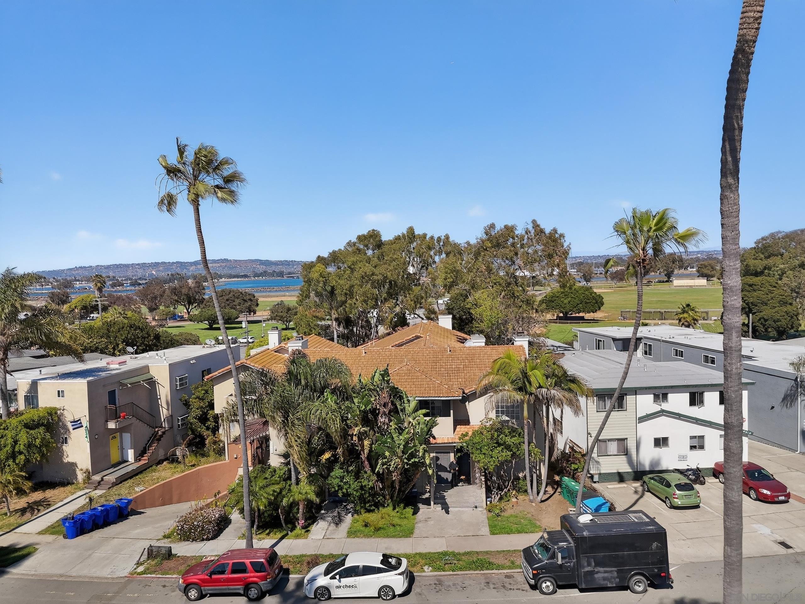 Detail Gallery Image 6 of 43 For 4930 W Point Loma Blvd, San Diego,  CA 92107 - – Beds | – Baths