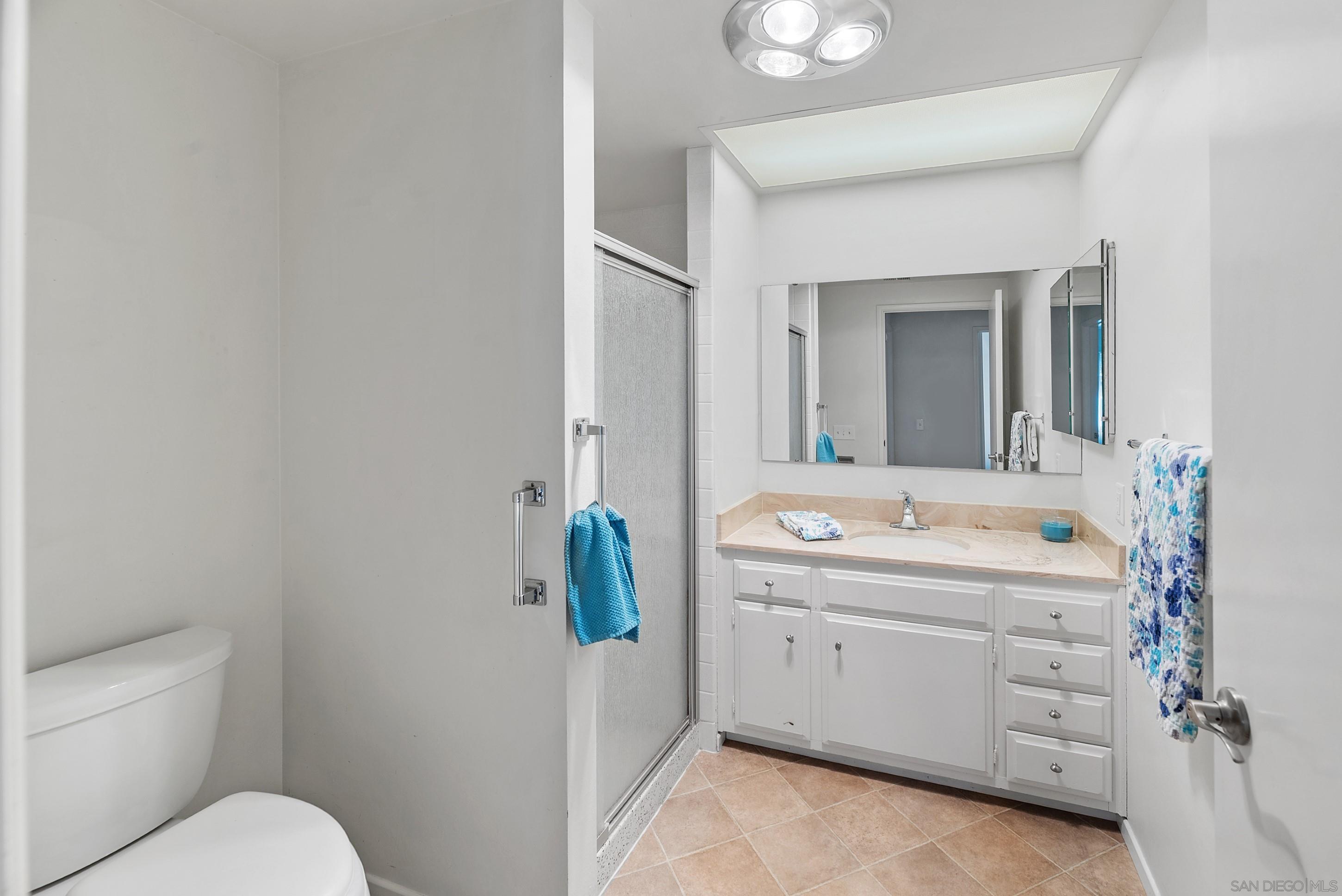 Detail Gallery Image 18 of 37 For 12453  Rios Rd, San Diego,  CA 92128 - 2 Beds | 2 Baths