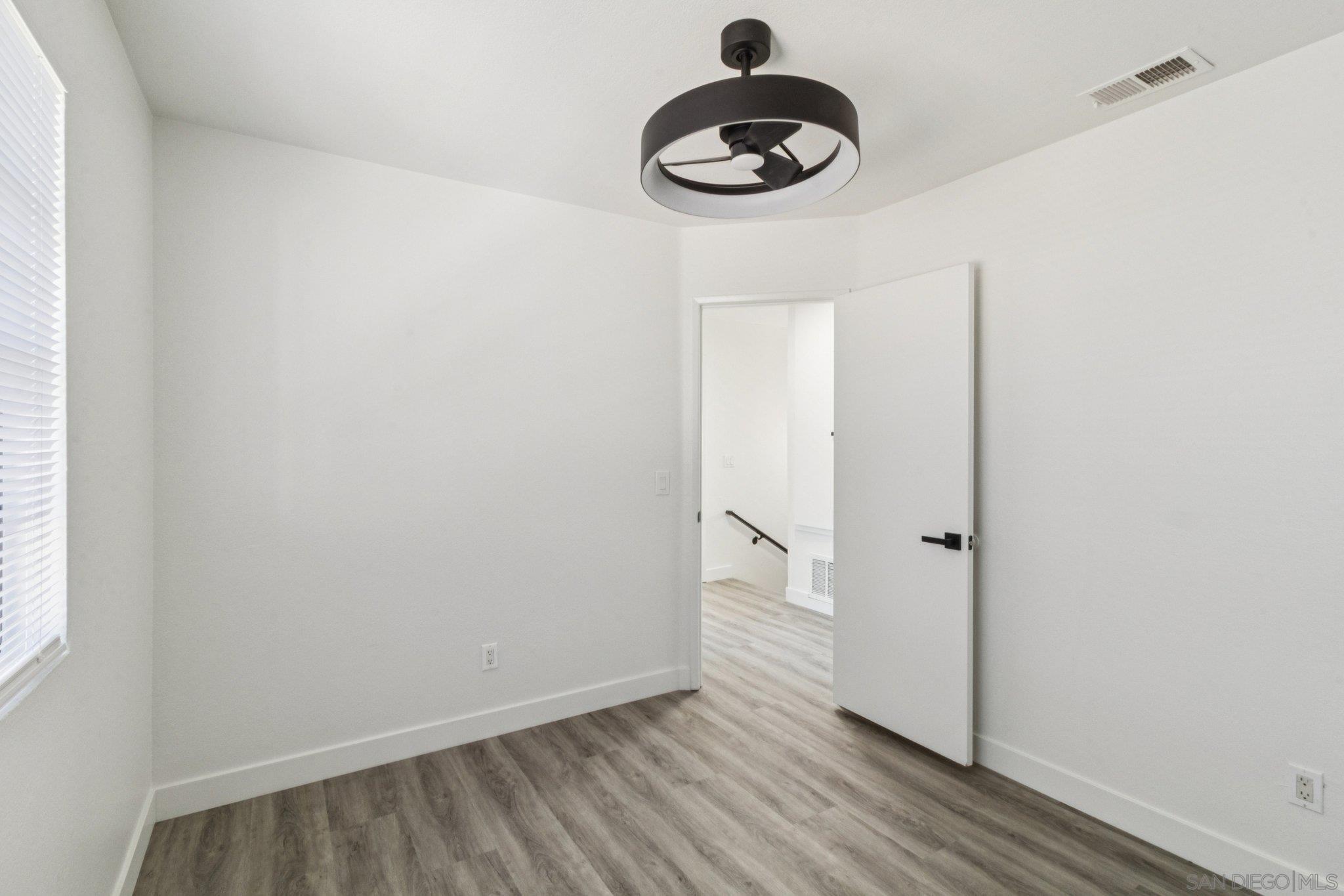 Detail Gallery Image 27 of 30 For 1225 N Broadway  #29,  Escondido,  CA 92026 - 3 Beds | 2/1 Baths