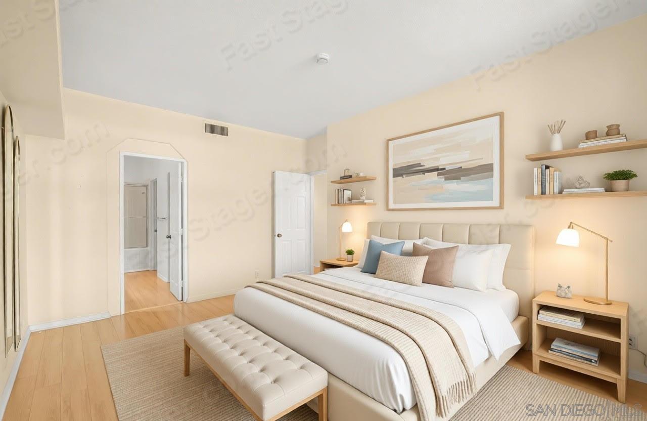 Detail Gallery Image 21 of 25 For 7275  Calabria Court  #70,  San Diego,  CA 92122 - 2 Beds | 2 Baths