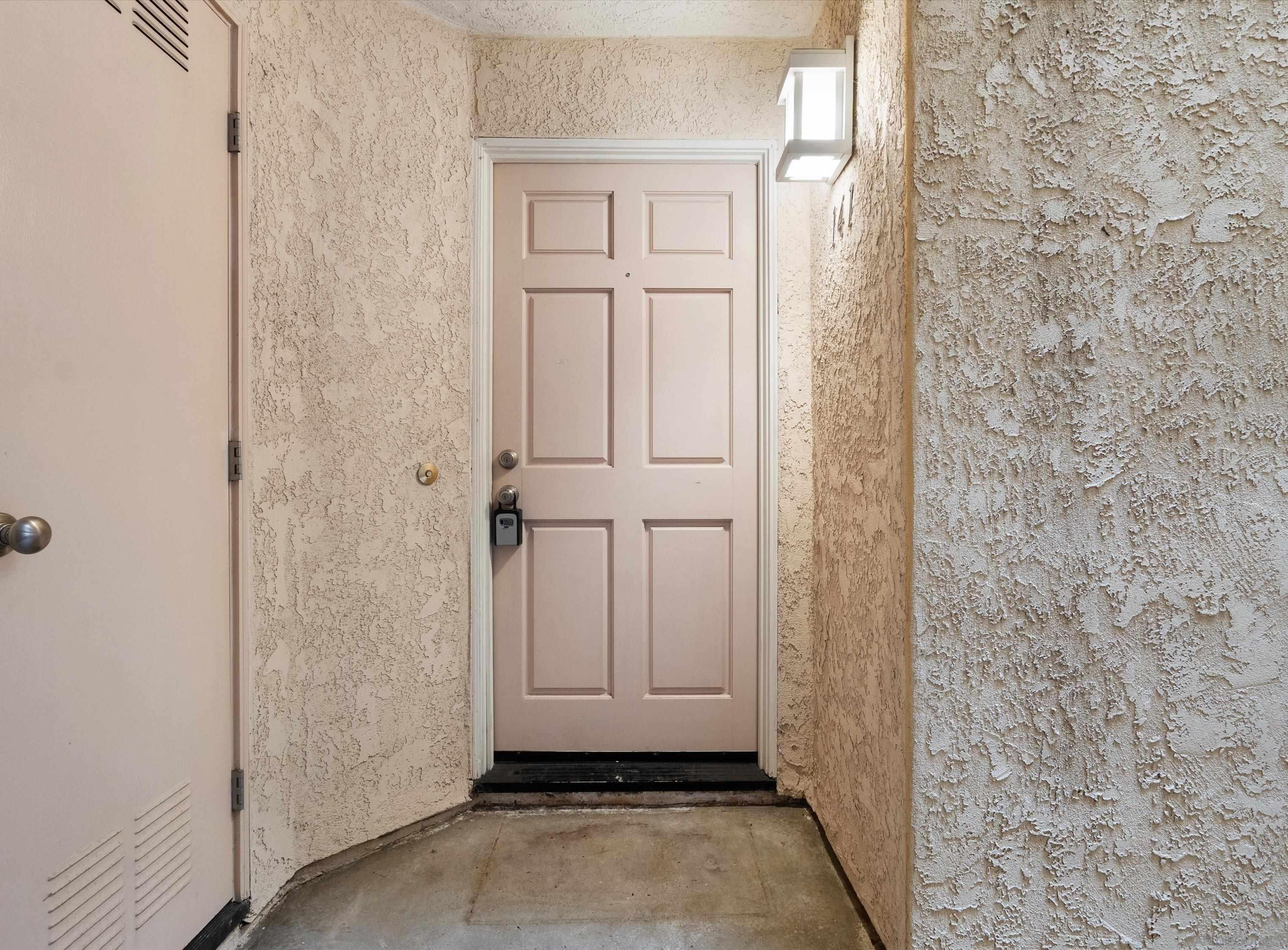 Detail Gallery Image 32 of 39 For 7087  Camino Degrazia  141, San Diego,  CA 92111 - 3 Beds | 2 Baths