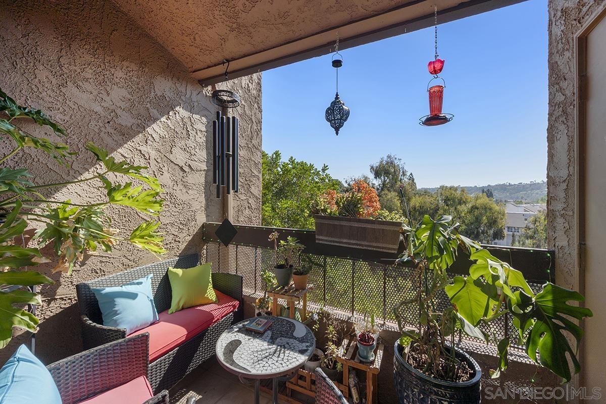 Detail Gallery Image 4 of 56 For 10400  Caminito Cuervo  #264,  San Diego,  CA 92108 - 2 Beds | 2 Baths