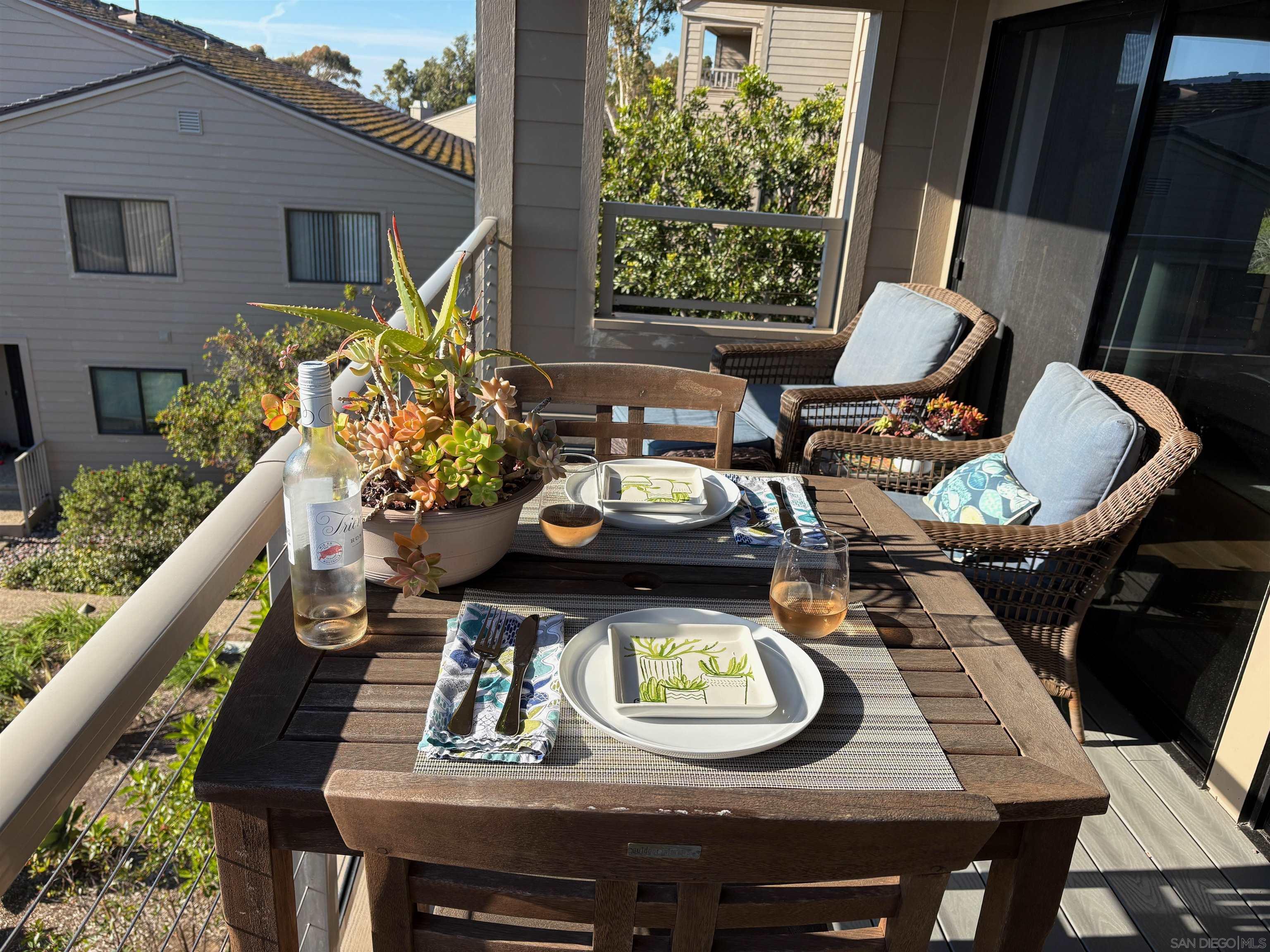 Detail Gallery Image 30 of 44 For 238  Dolphin Cove Ct, Del Mar,  CA 92014 - 2 Beds | 2 Baths