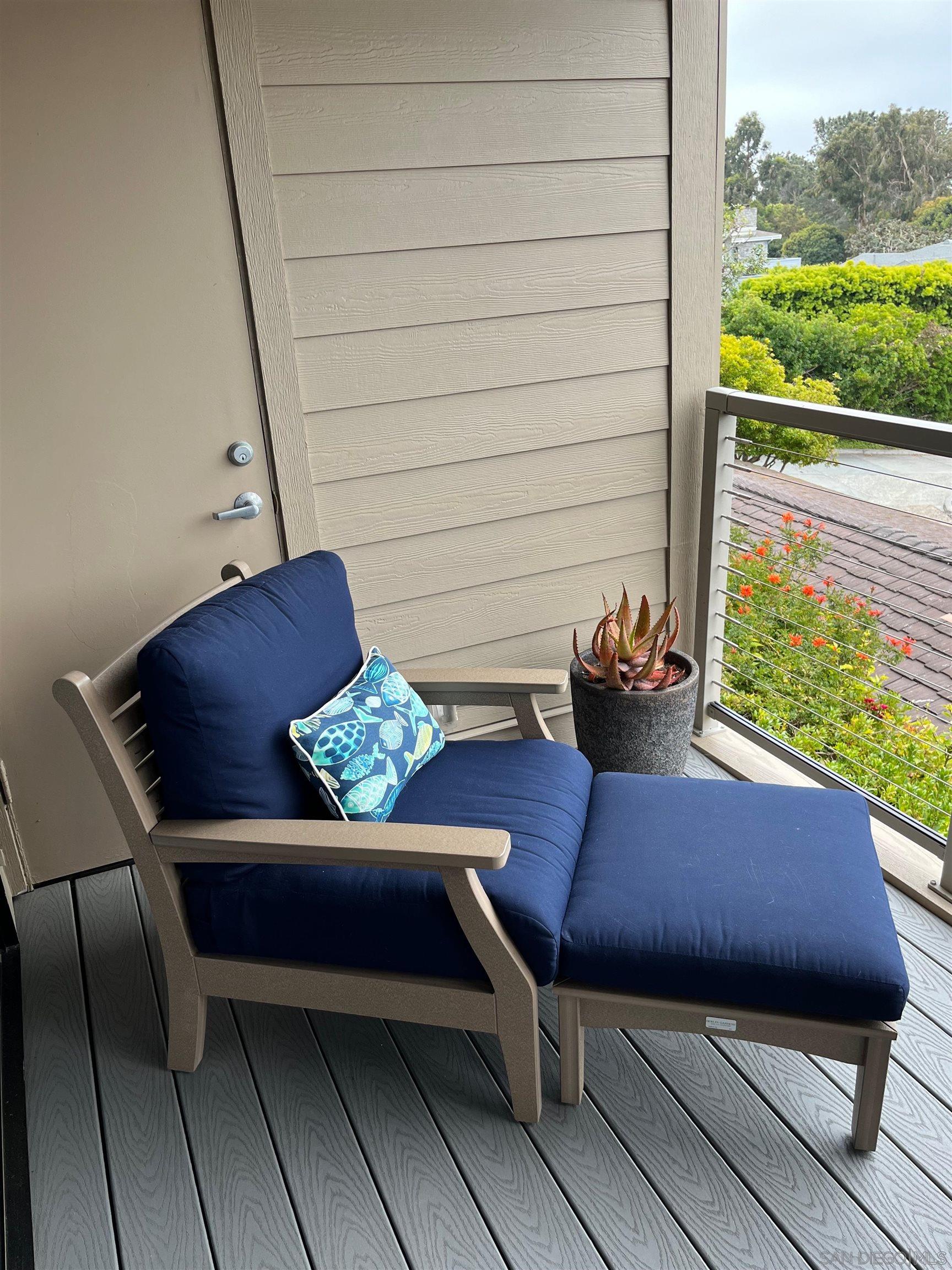 Detail Gallery Image 32 of 44 For 238  Dolphin Cove Ct, Del Mar,  CA 92014 - 2 Beds | 2 Baths