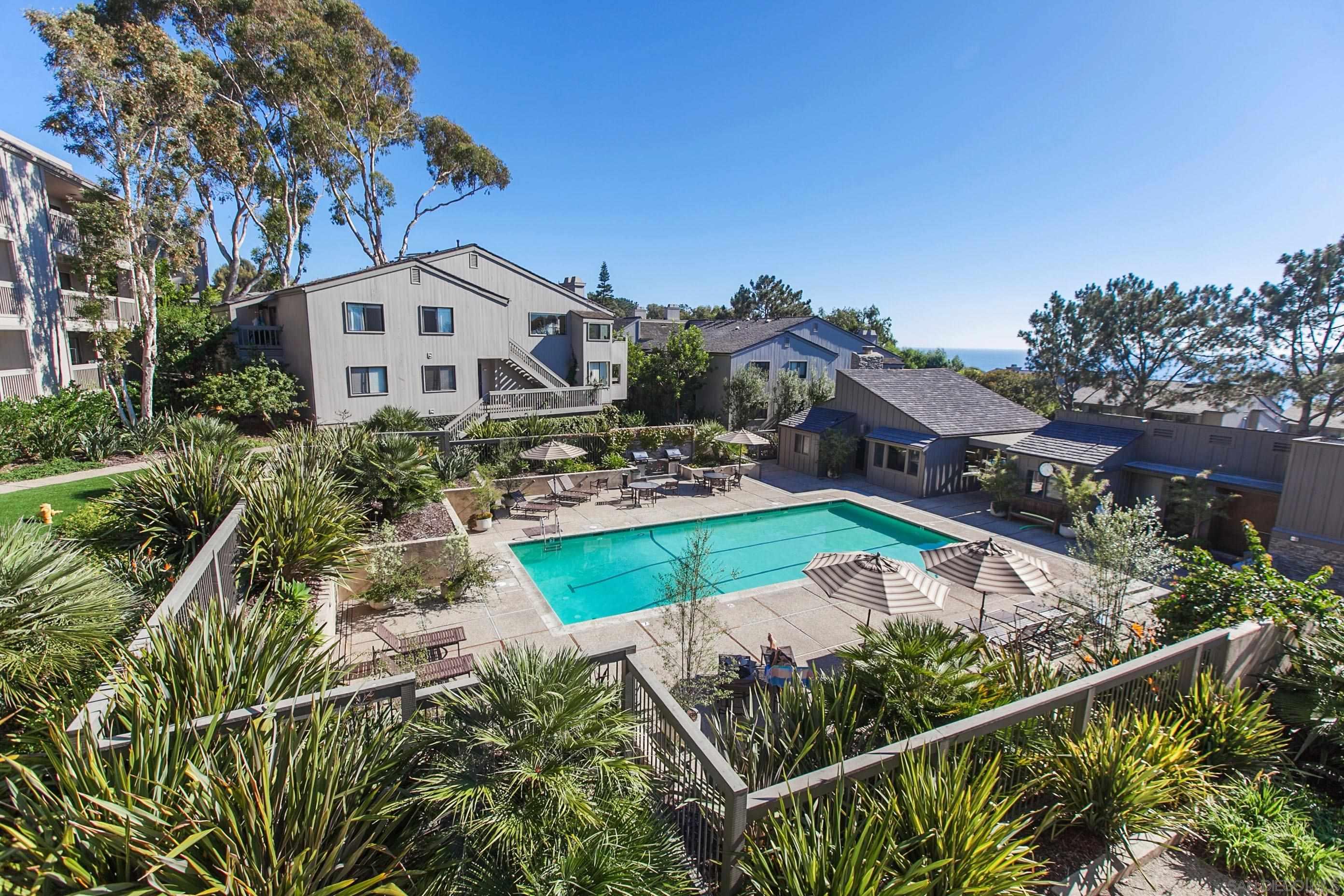 Detail Gallery Image 39 of 44 For 238  Dolphin Cove Ct, Del Mar,  CA 92014 - 2 Beds | 2 Baths