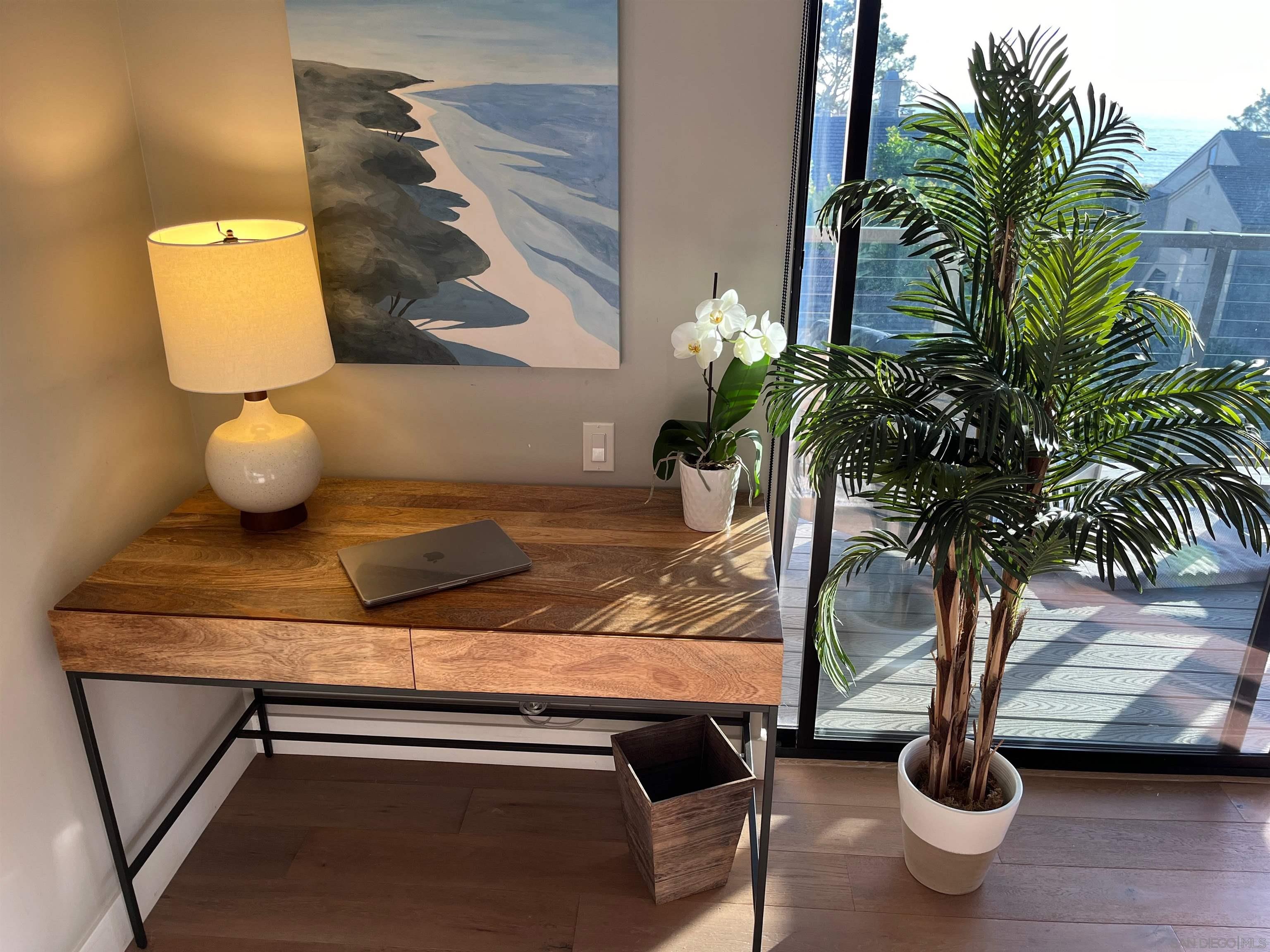 Detail Gallery Image 9 of 44 For 238  Dolphin Cove Ct, Del Mar,  CA 92014 - 2 Beds | 2 Baths