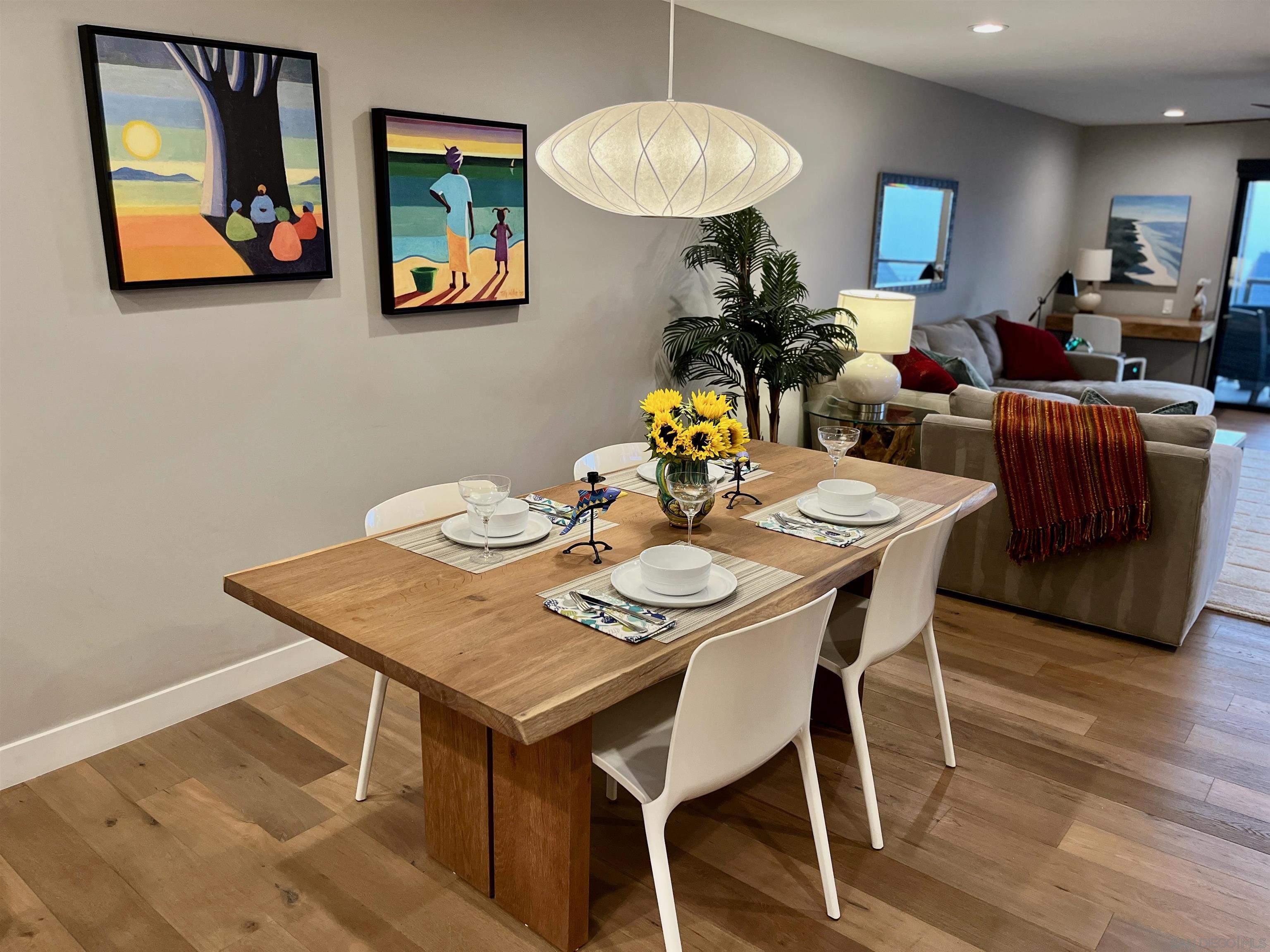 Detail Gallery Image 10 of 44 For 238  Dolphin Cove Ct, Del Mar,  CA 92014 - 2 Beds | 2 Baths