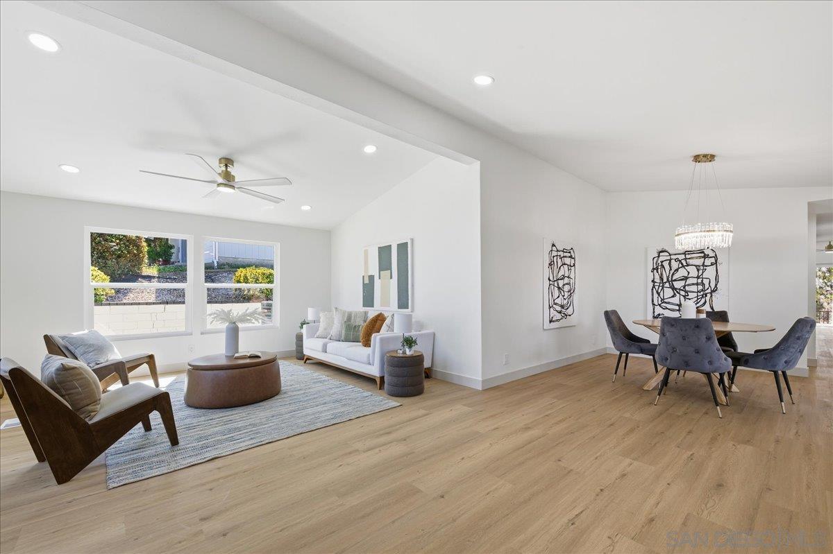 Detail Gallery Image 4 of 19 For 2306  Bryant, Carlsbad,  CA 92008 - 3 Beds | 2 Baths