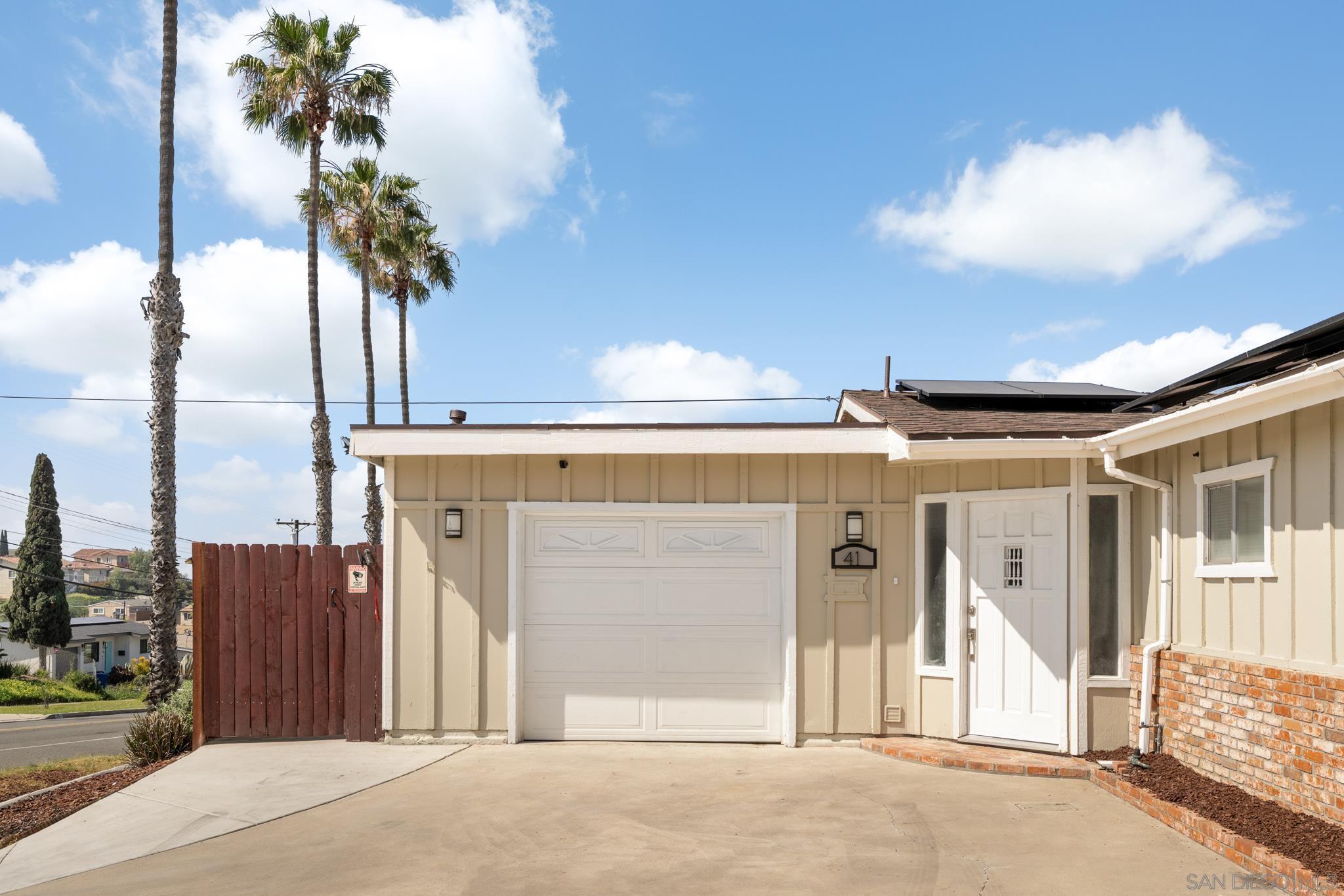 Detail Gallery Image 2 of 25 For 41 E Palomar, Chula Vista,  CA 91911 - 3 Beds | 2 Baths