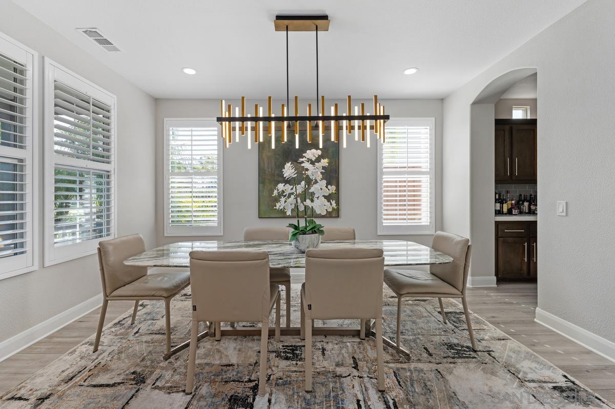 Detail Gallery Image 11 of 45 For 1382  Stoney Spring Court, Chula Vista,  CA 91913 - 4 Beds | 3/1 Baths