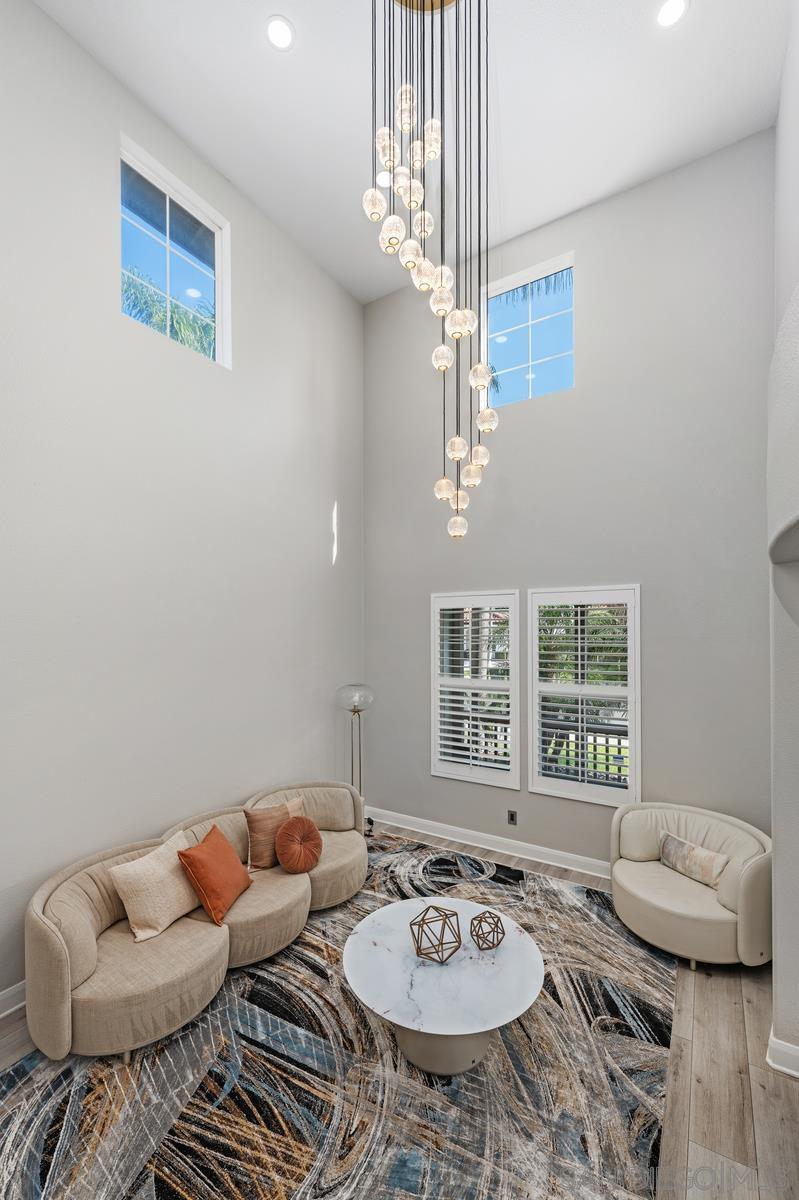 Detail Gallery Image 13 of 45 For 1382  Stoney Spring Court, Chula Vista,  CA 91913 - 4 Beds | 3/1 Baths