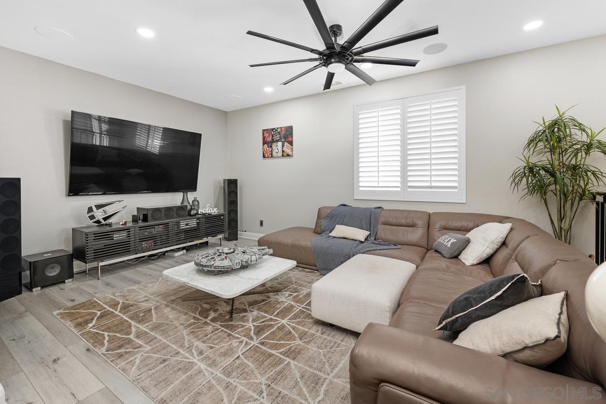 Detail Gallery Image 31 of 45 For 1382  Stoney Spring Court, Chula Vista,  CA 91913 - 4 Beds | 3/1 Baths