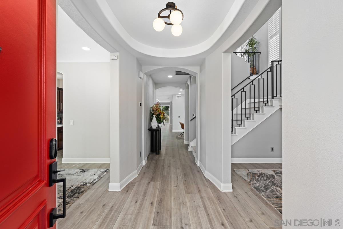 Detail Gallery Image 10 of 45 For 1382  Stoney Spring Court, Chula Vista,  CA 91913 - 4 Beds | 3/1 Baths