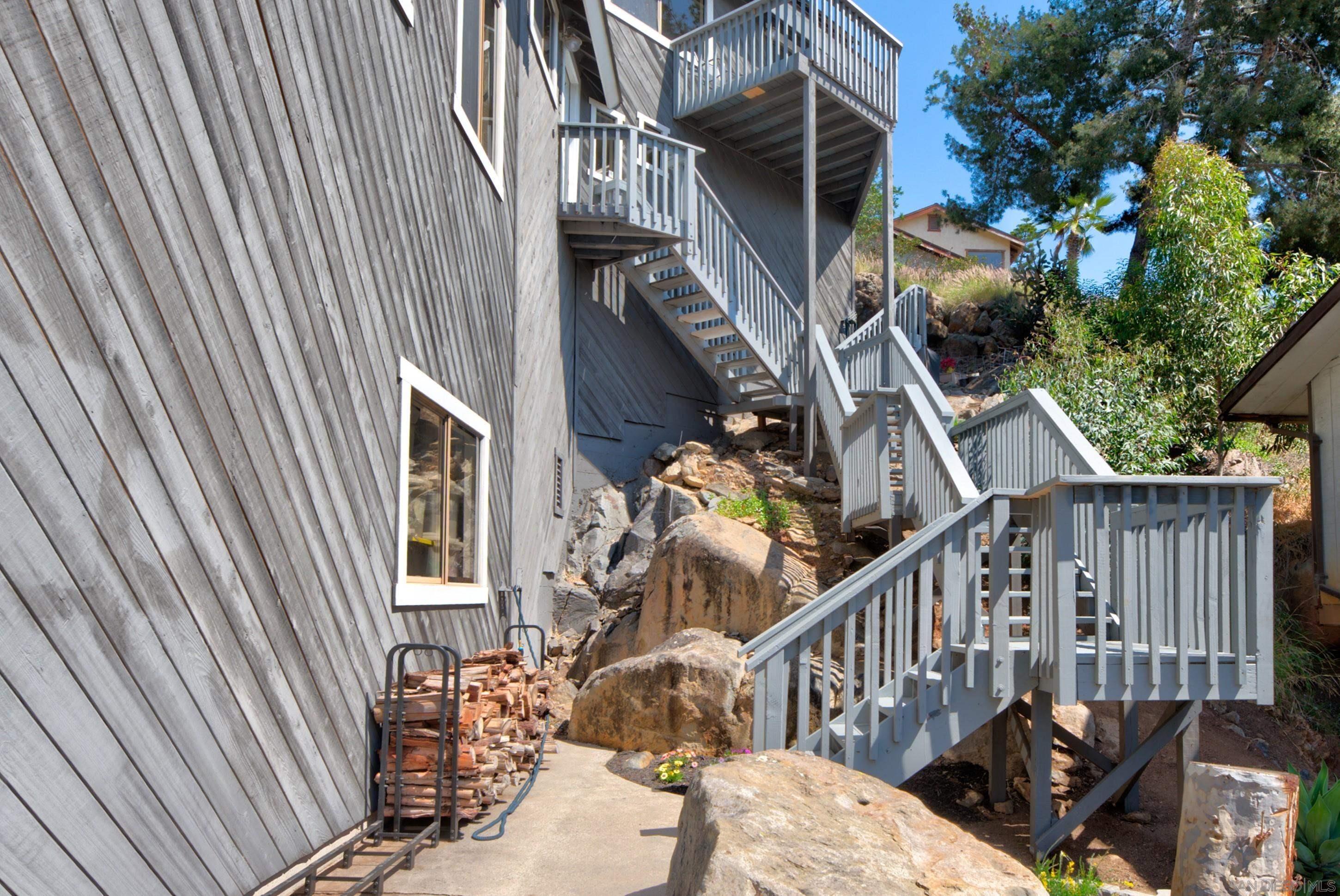 Detail Gallery Image 7 of 51 For 1539  San Miguel Ave, Spring Valley,  CA 91977 - 3 Beds | 2 Baths