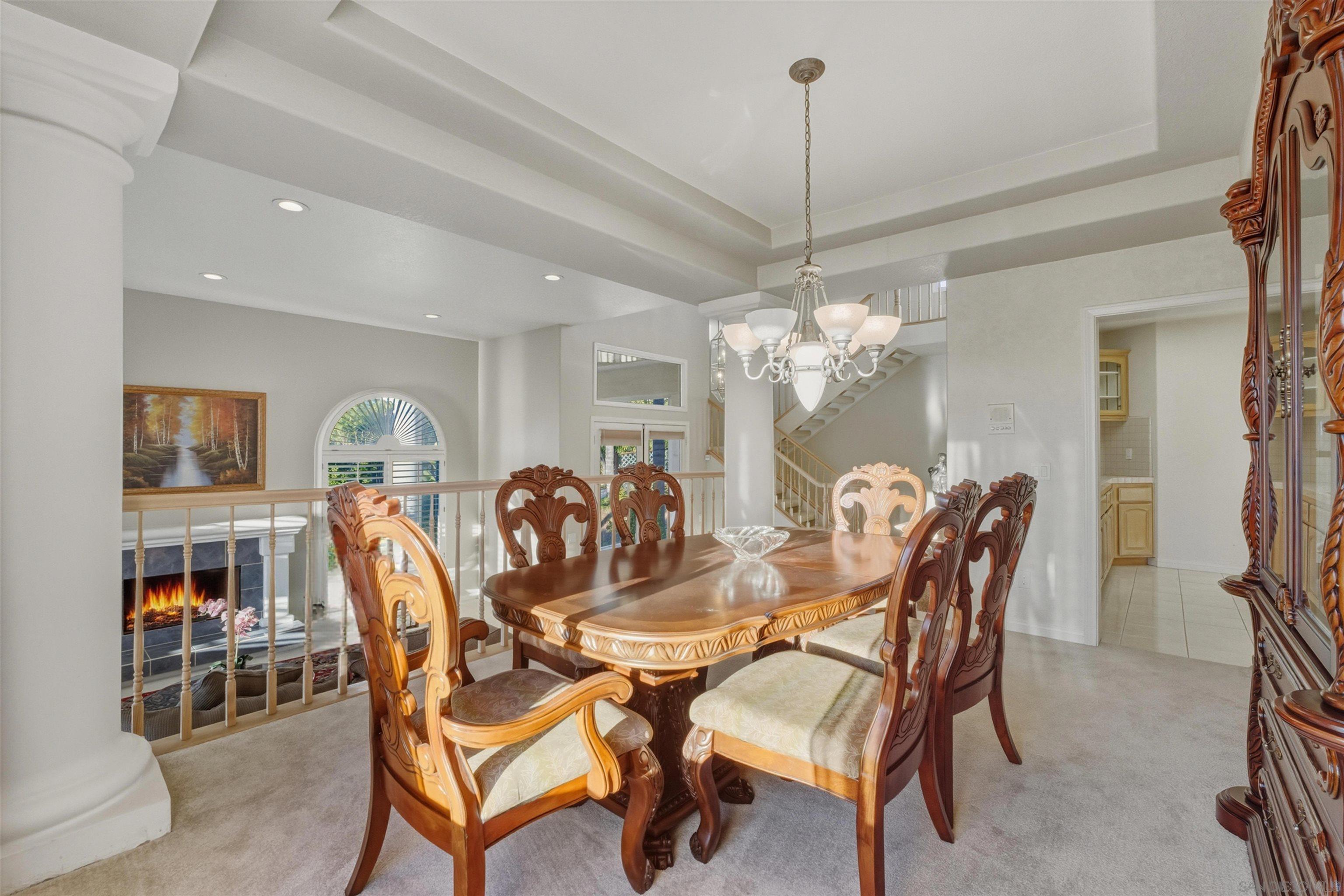 Detail Gallery Image 13 of 43 For 2464  Canyon Creek Rd, Escondido,  CA 92025 - 6 Beds | 5 Baths