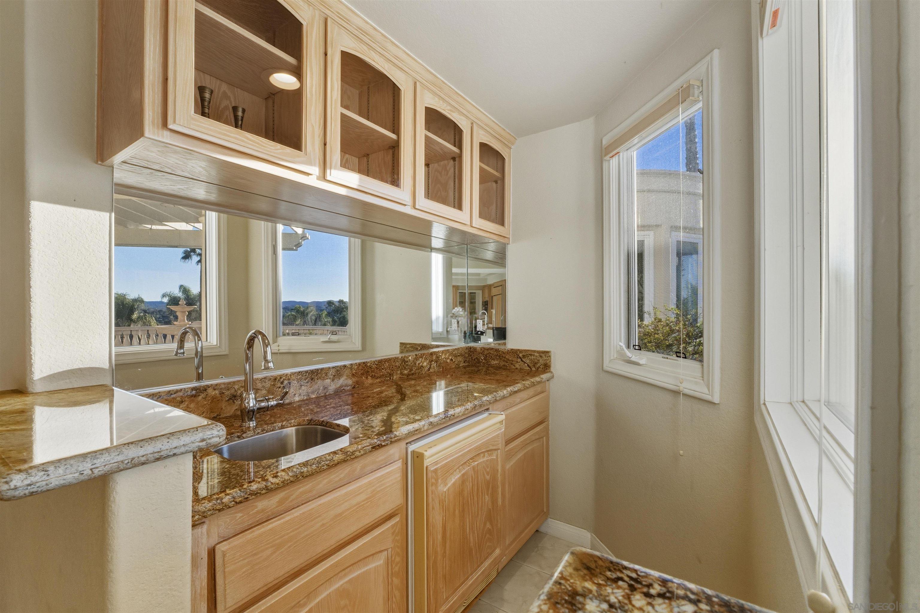 Detail Gallery Image 20 of 43 For 2464  Canyon Creek Rd, Escondido,  CA 92025 - 6 Beds | 5 Baths