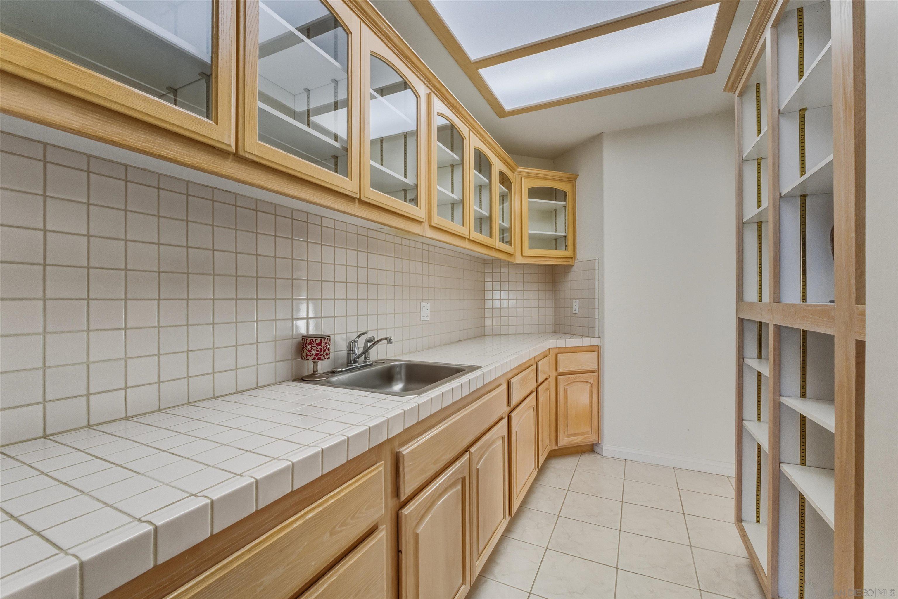 Detail Gallery Image 30 of 43 For 2464  Canyon Creek Rd, Escondido,  CA 92025 - 6 Beds | 5 Baths