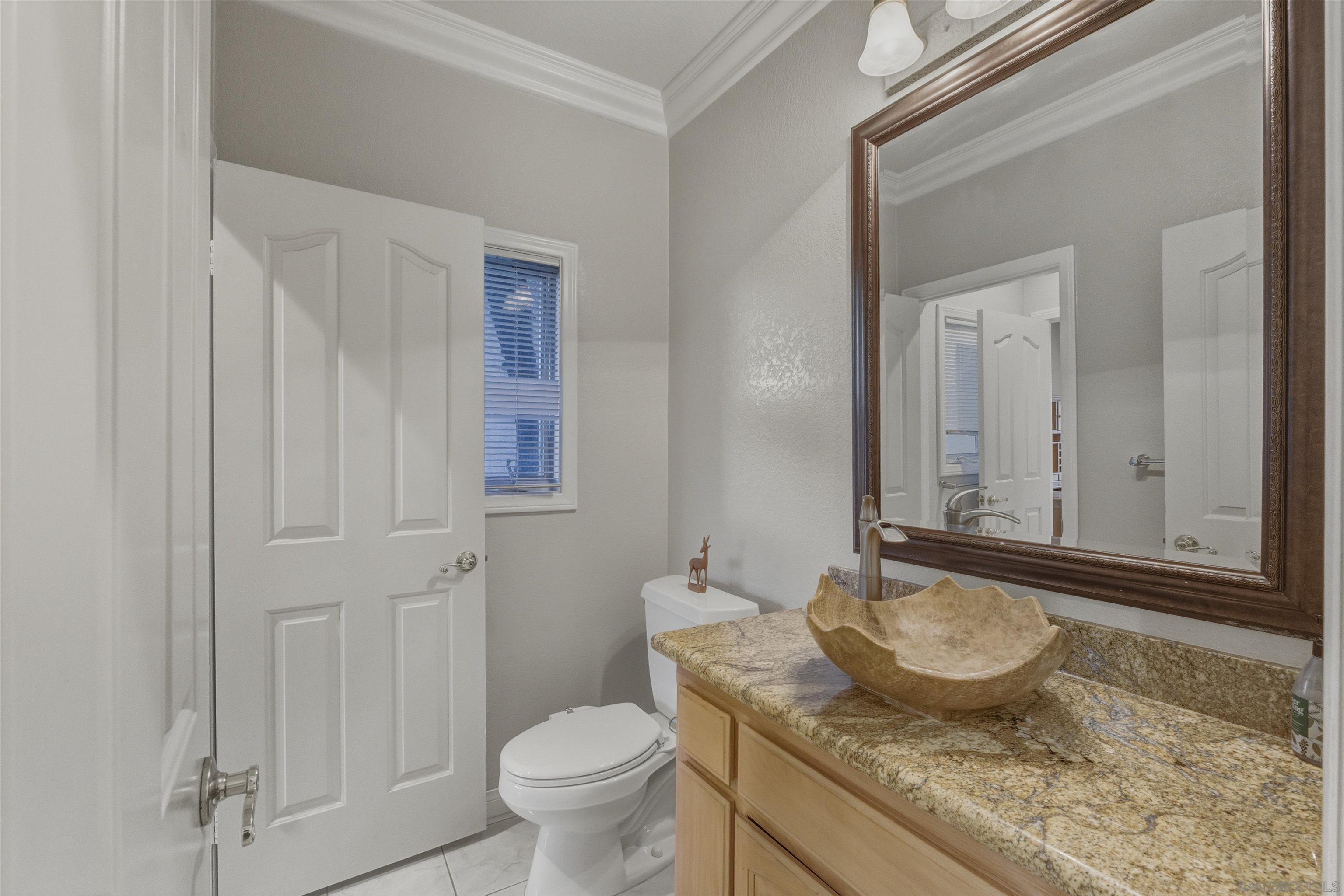 Detail Gallery Image 37 of 43 For 2464  Canyon Creek Rd, Escondido,  CA 92025 - 6 Beds | 5 Baths