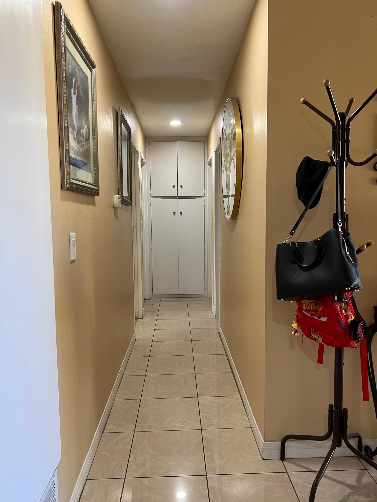 Detail Gallery Image 5 of 11 For 1362 N Elm St, Escondido,  CA 92026 - 3 Beds | 2 Baths