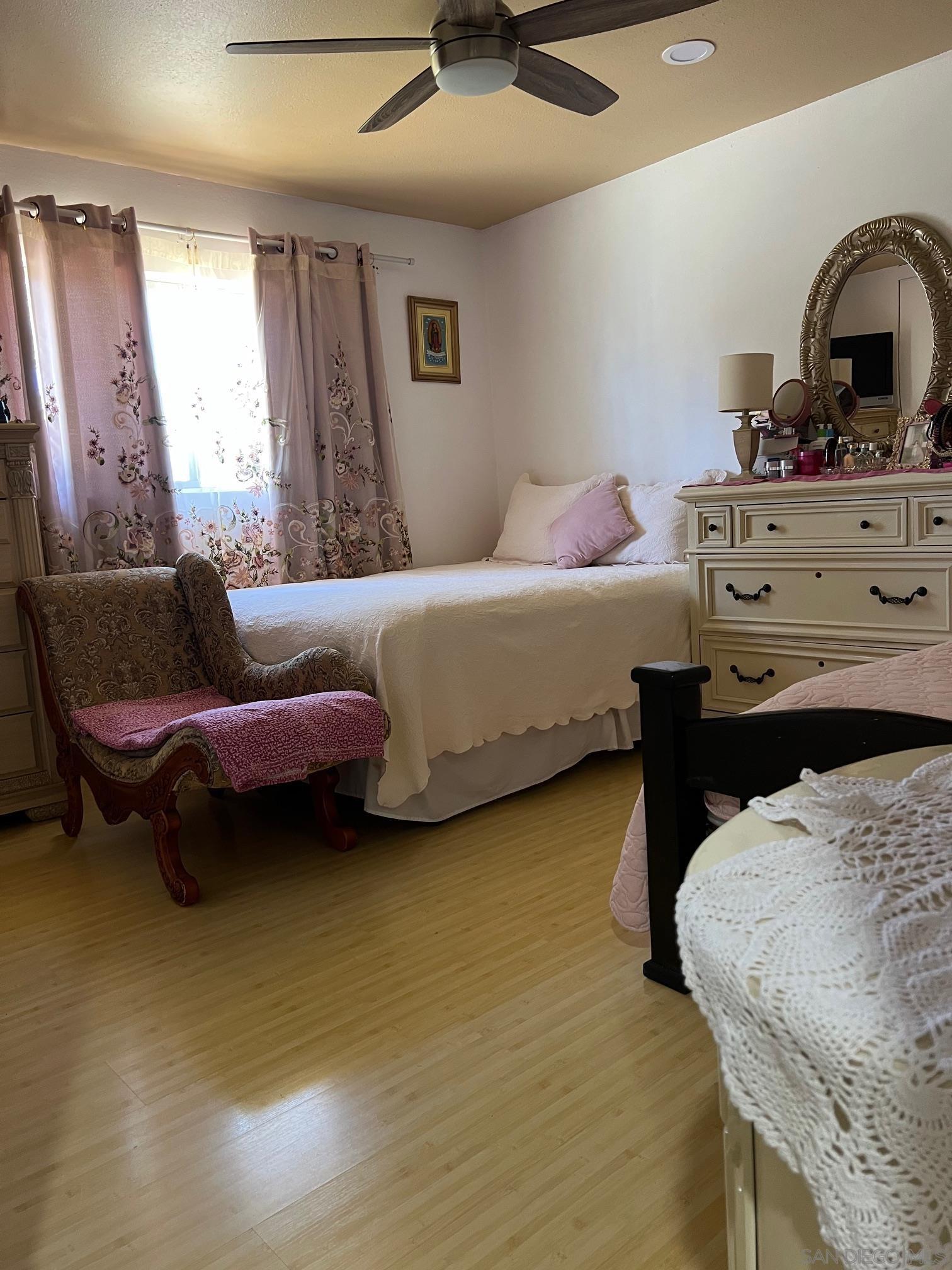 Detail Gallery Image 7 of 11 For 1362 N Elm St, Escondido,  CA 92026 - 3 Beds | 2 Baths