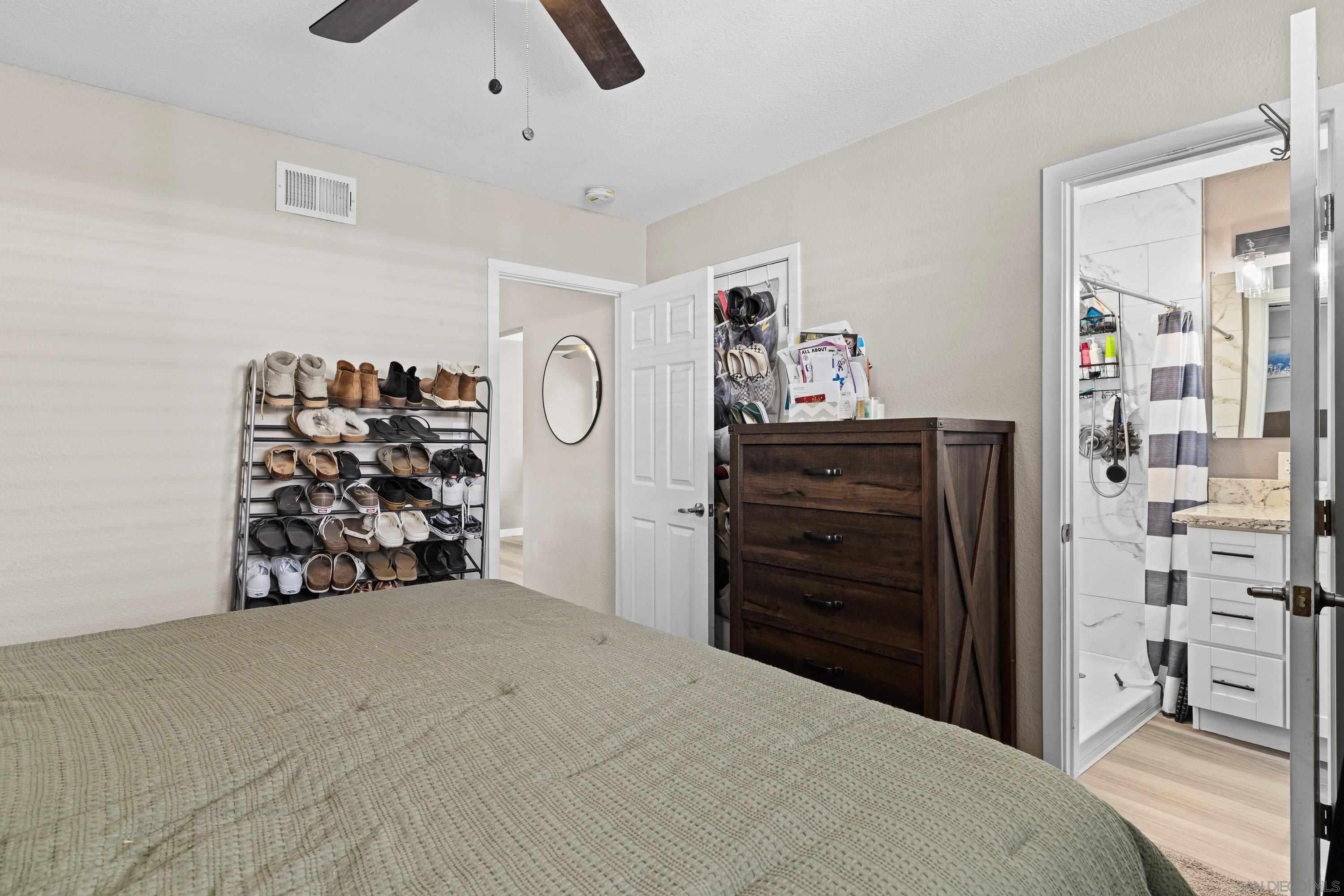 Detail Gallery Image 21 of 27 For 366  Tiny, El Cajon,  CA 92019 - 3 Beds | 1/1 Baths