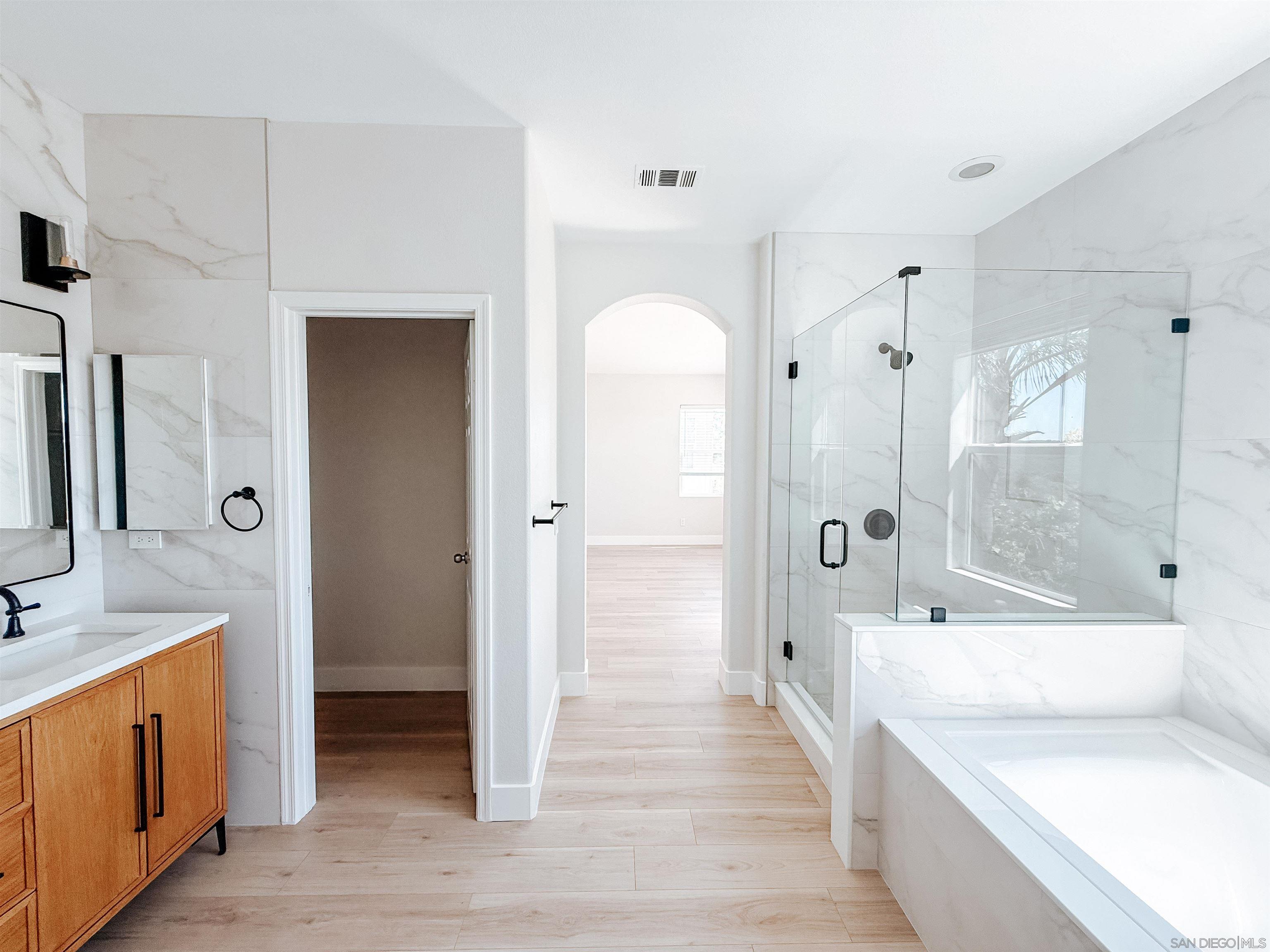 Detail Gallery Image 23 of 33 For 13138  Mesa Crest Pl, San Diego,  CA 92129 - 4 Beds | 2/1 Baths