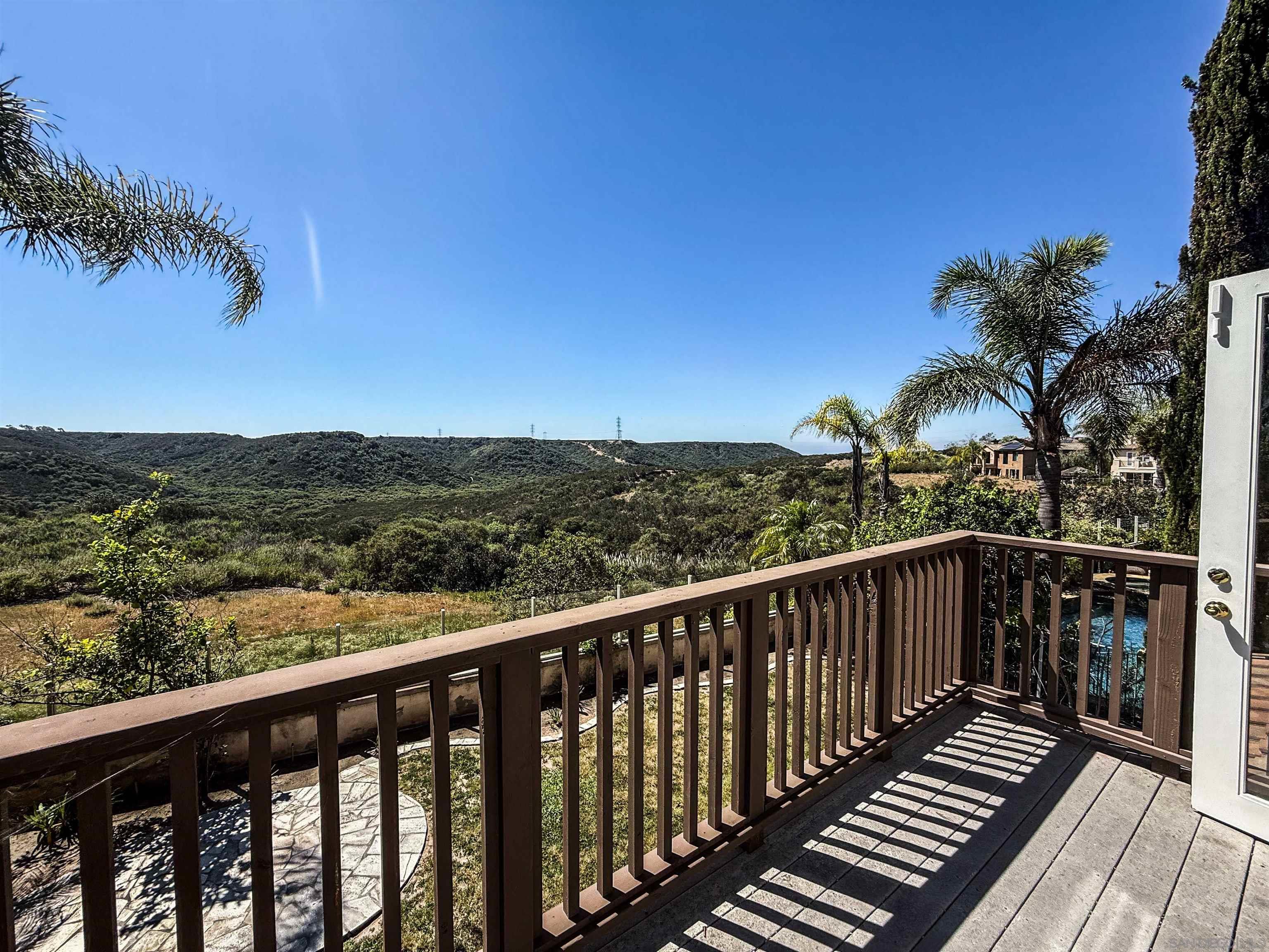 Detail Gallery Image 26 of 33 For 13138  Mesa Crest Pl, San Diego,  CA 92129 - 4 Beds | 2/1 Baths