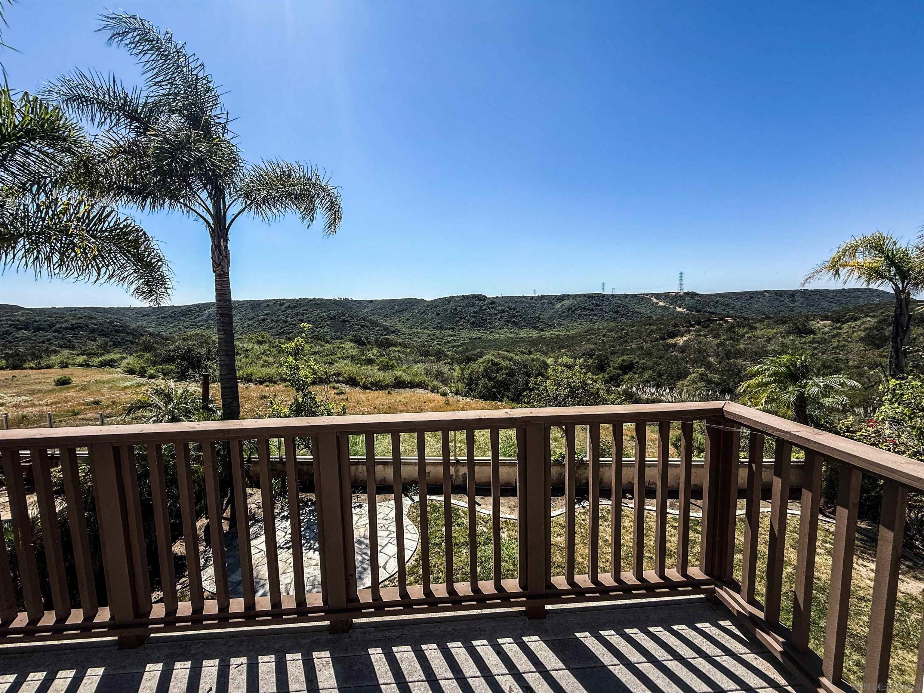 Detail Gallery Image 27 of 33 For 13138  Mesa Crest Pl, San Diego,  CA 92129 - 4 Beds | 2/1 Baths