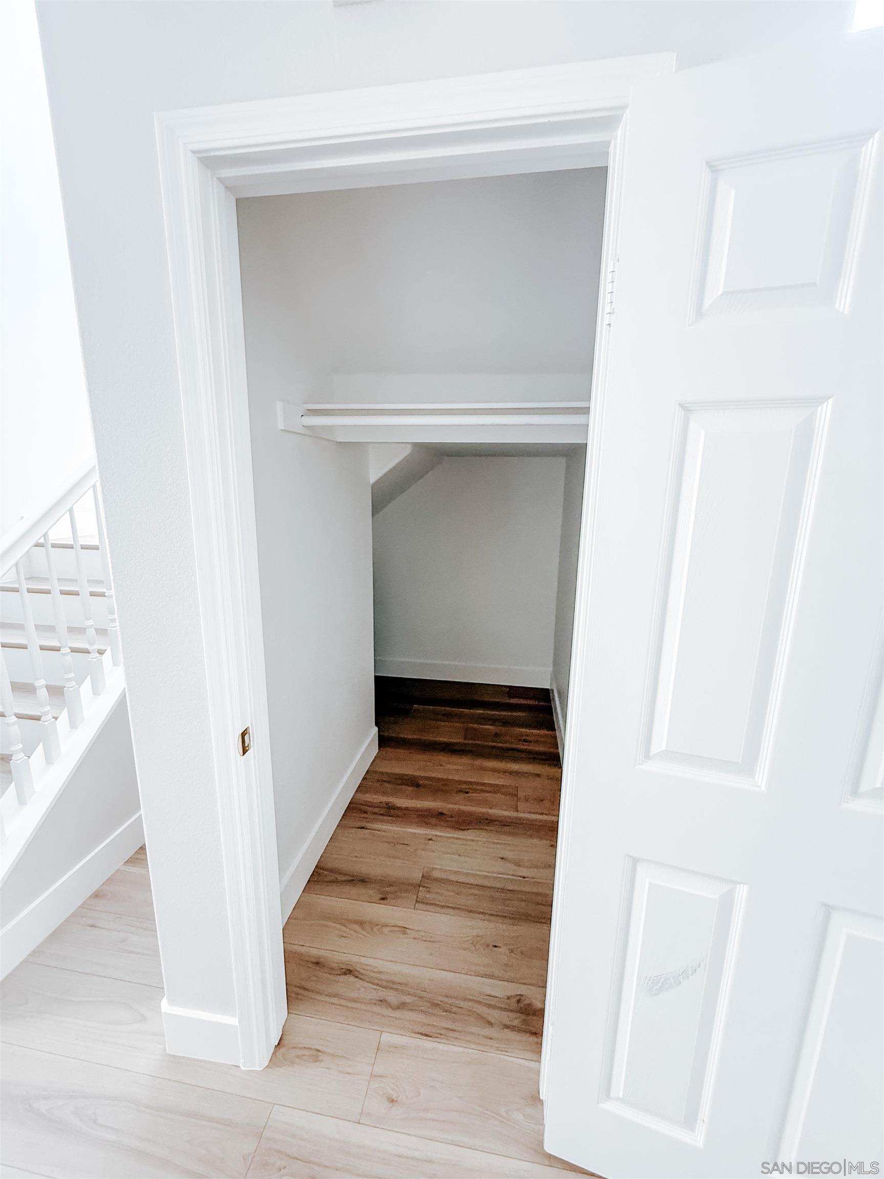 Detail Gallery Image 28 of 33 For 13138  Mesa Crest Pl, San Diego,  CA 92129 - 4 Beds | 2/1 Baths