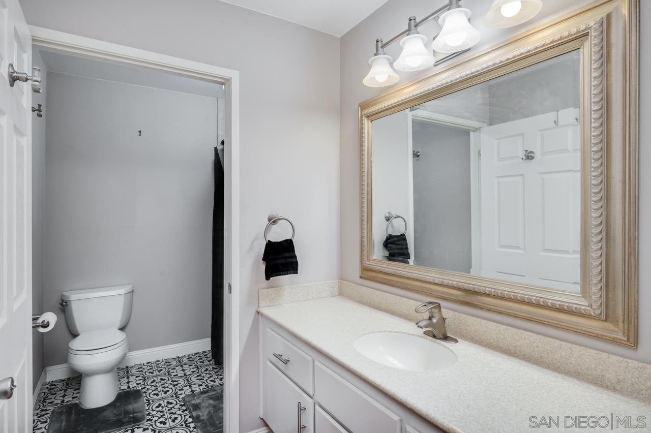 Detail Gallery Image 18 of 35 For 1768  Pala Lake Dr, Fallbrook,  CA 92028 - 2 Beds | 2 Baths