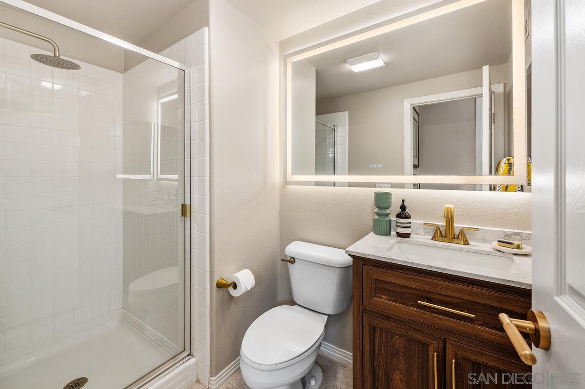 Detail Gallery Image 33 of 43 For 4972  Manor Ridge Ln, San Diego,  CA 92130 - 5 Beds | 4 Baths