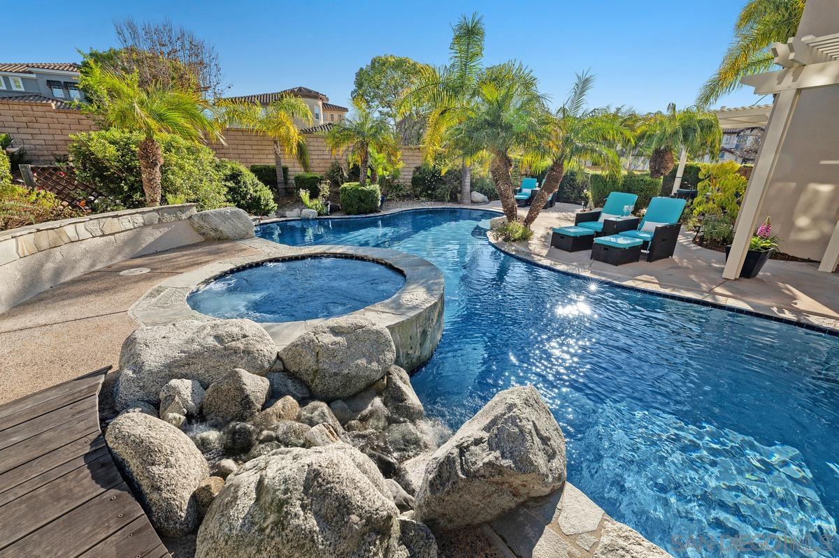 Detail Gallery Image 41 of 43 For 4972  Manor Ridge Ln, San Diego,  CA 92130 - 5 Beds | 4 Baths