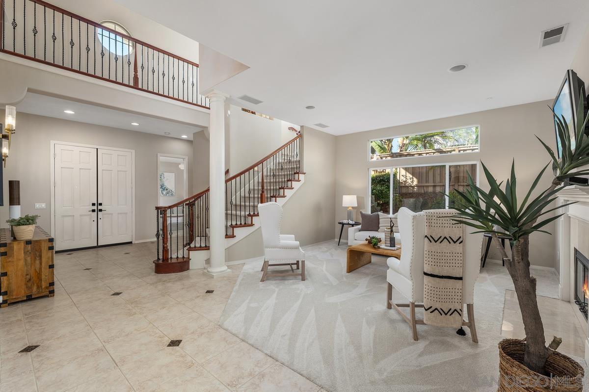 Detail Gallery Image 10 of 43 For 4972  Manor Ridge Ln, San Diego,  CA 92130 - 5 Beds | 4 Baths