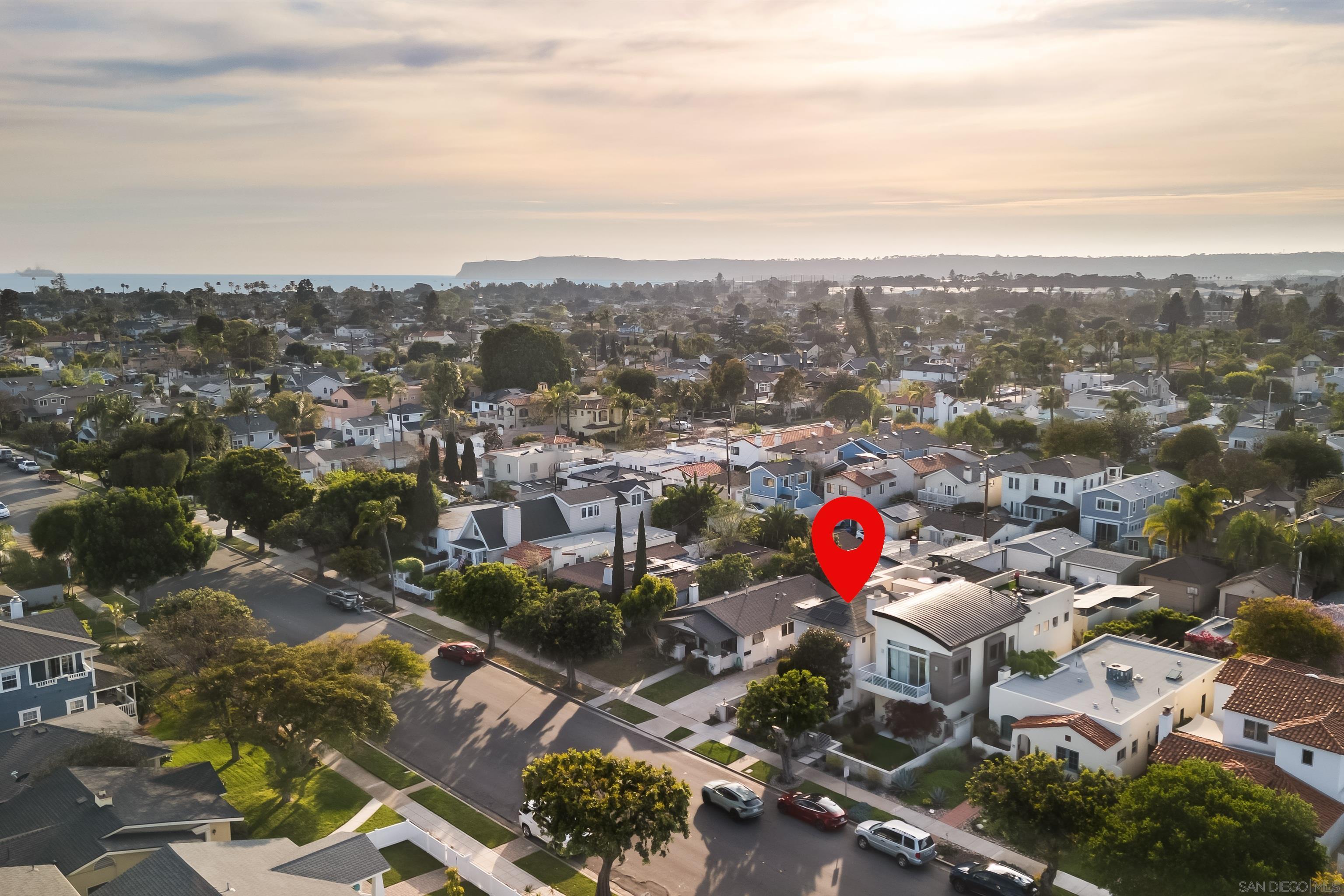 Detail Gallery Image 50 of 69 For 438  H, Coronado,  CA 92118 - 4 Beds | 2/1 Baths