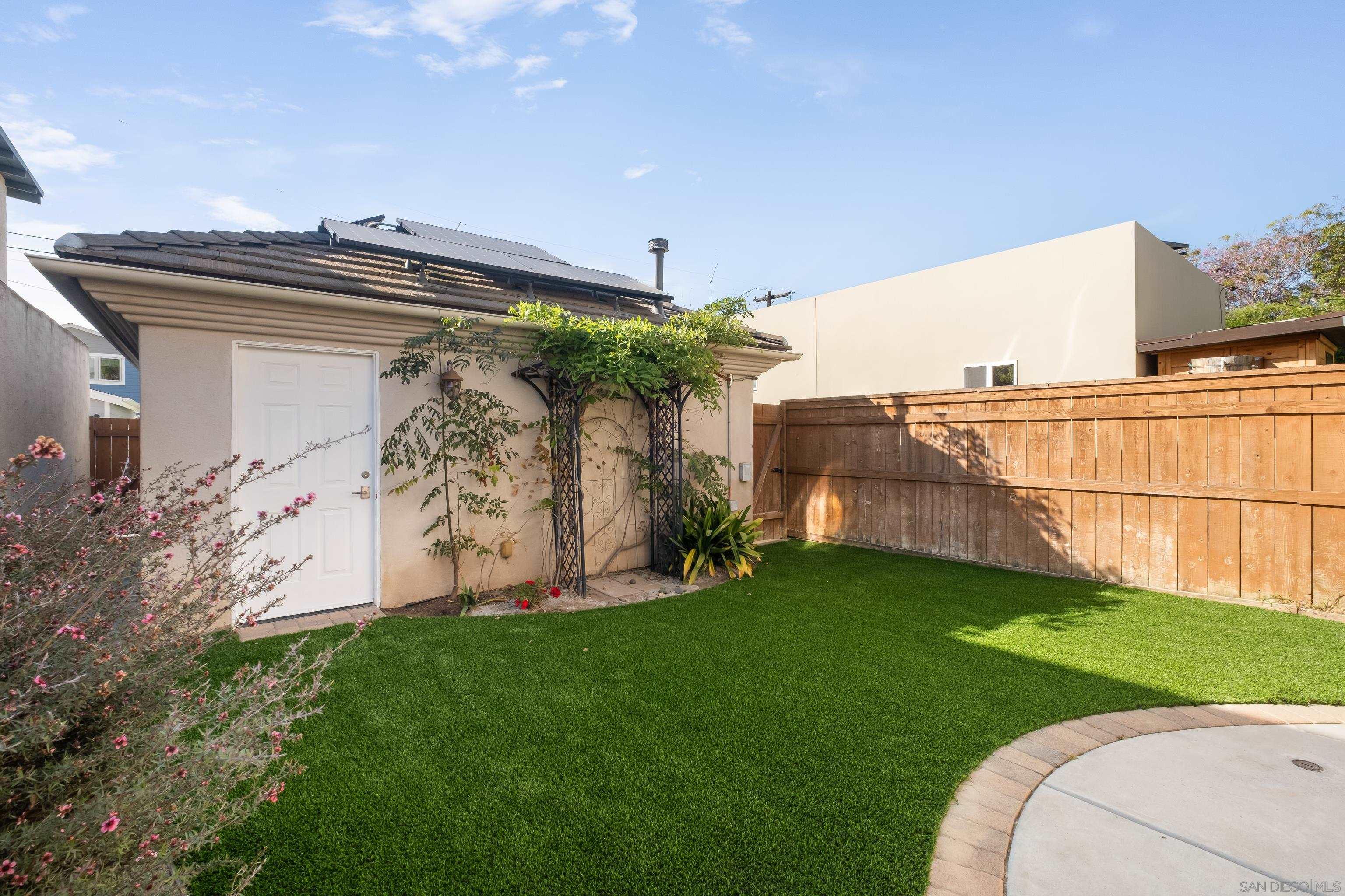 Detail Gallery Image 55 of 69 For 438  H, Coronado,  CA 92118 - 4 Beds | 2/1 Baths